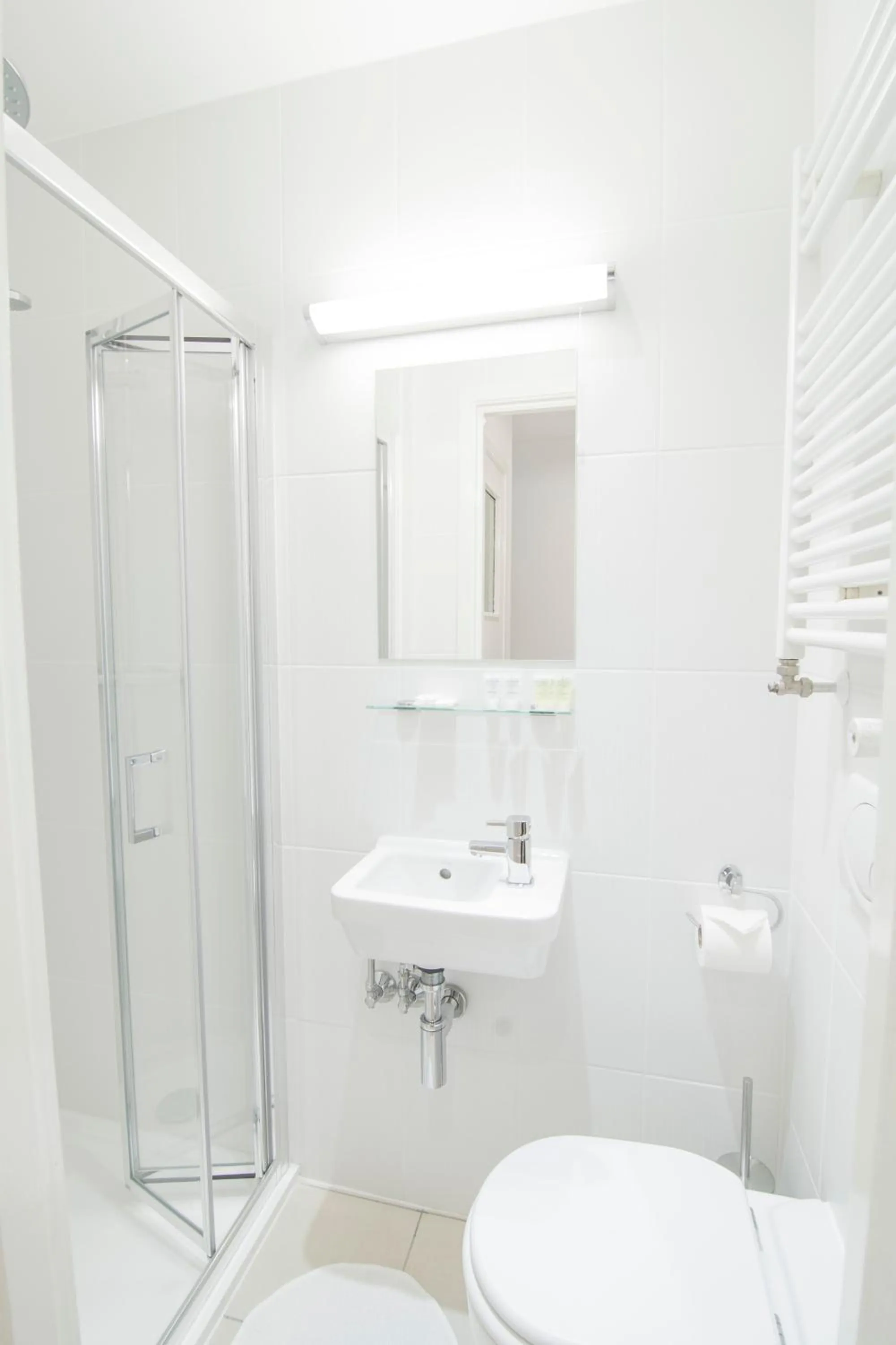 Bathroom in Fairholme Studios