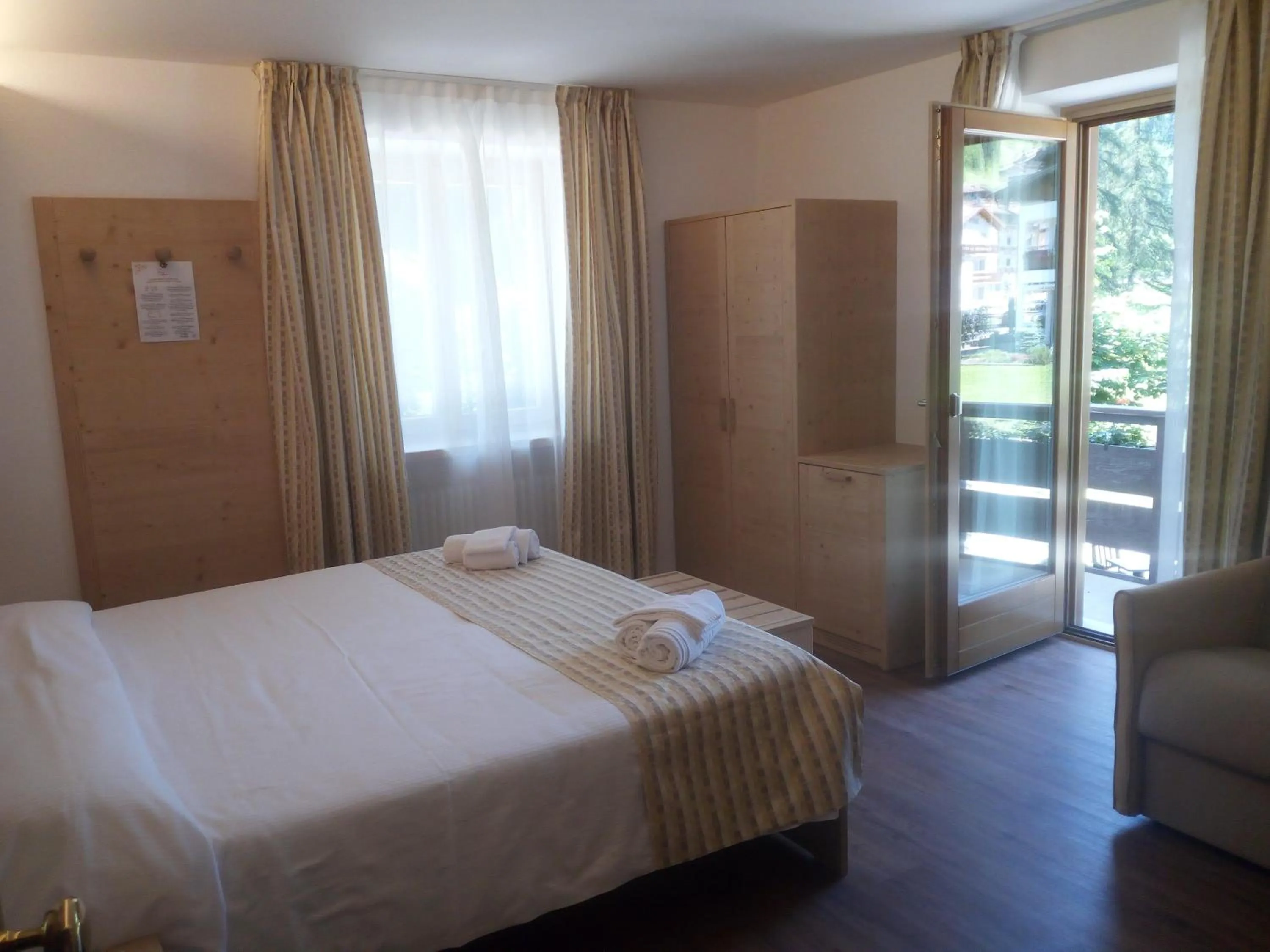 Bed in Hotel Stella Alpina