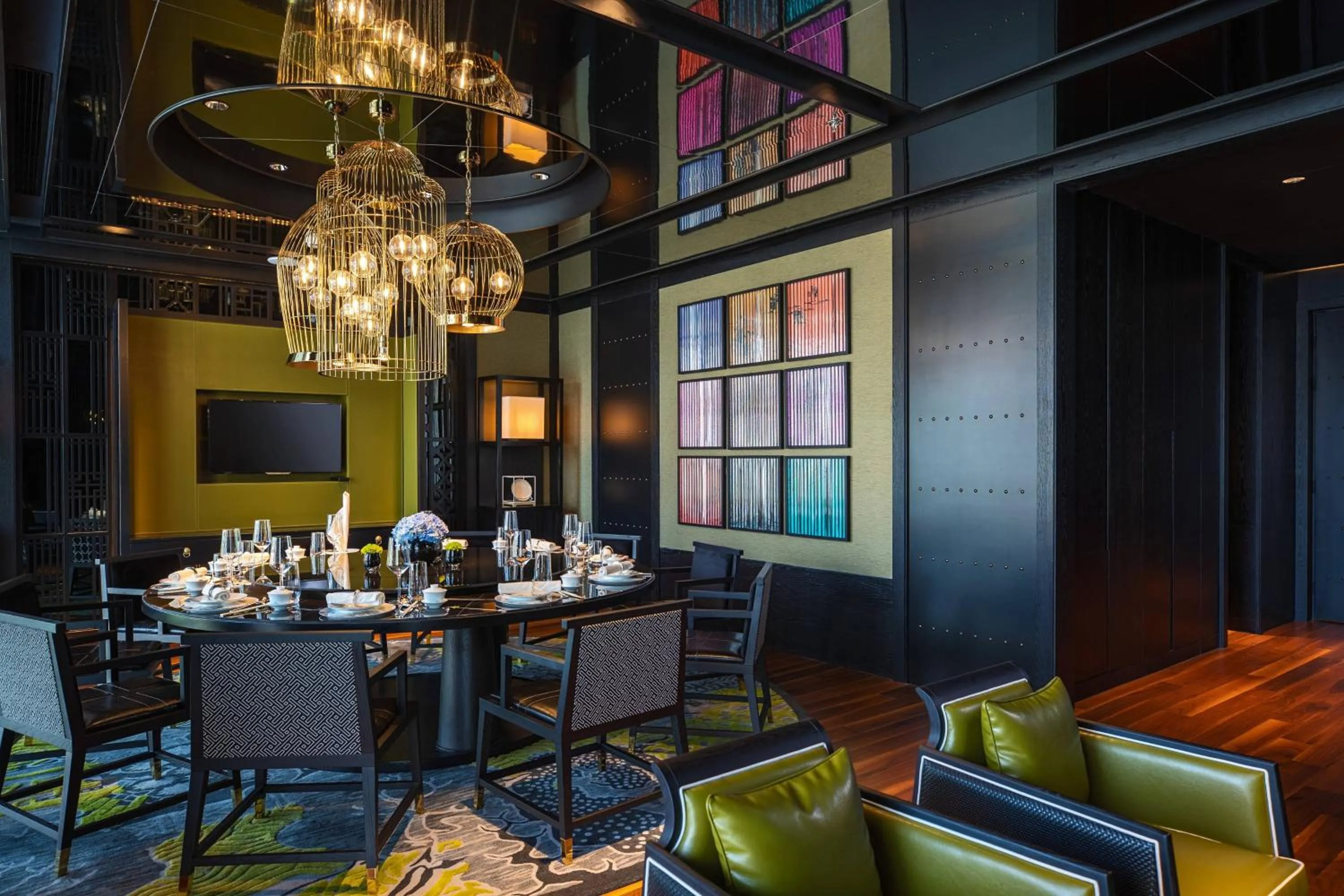 Restaurant/places to eat in Renaissance Hangzhou Northeast