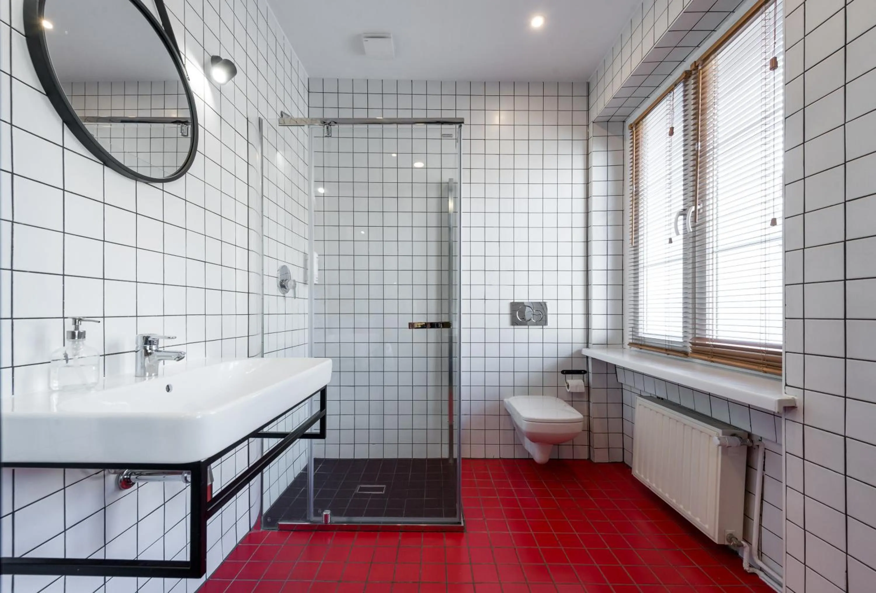 Shower in Wozna 11 Stare Miasto