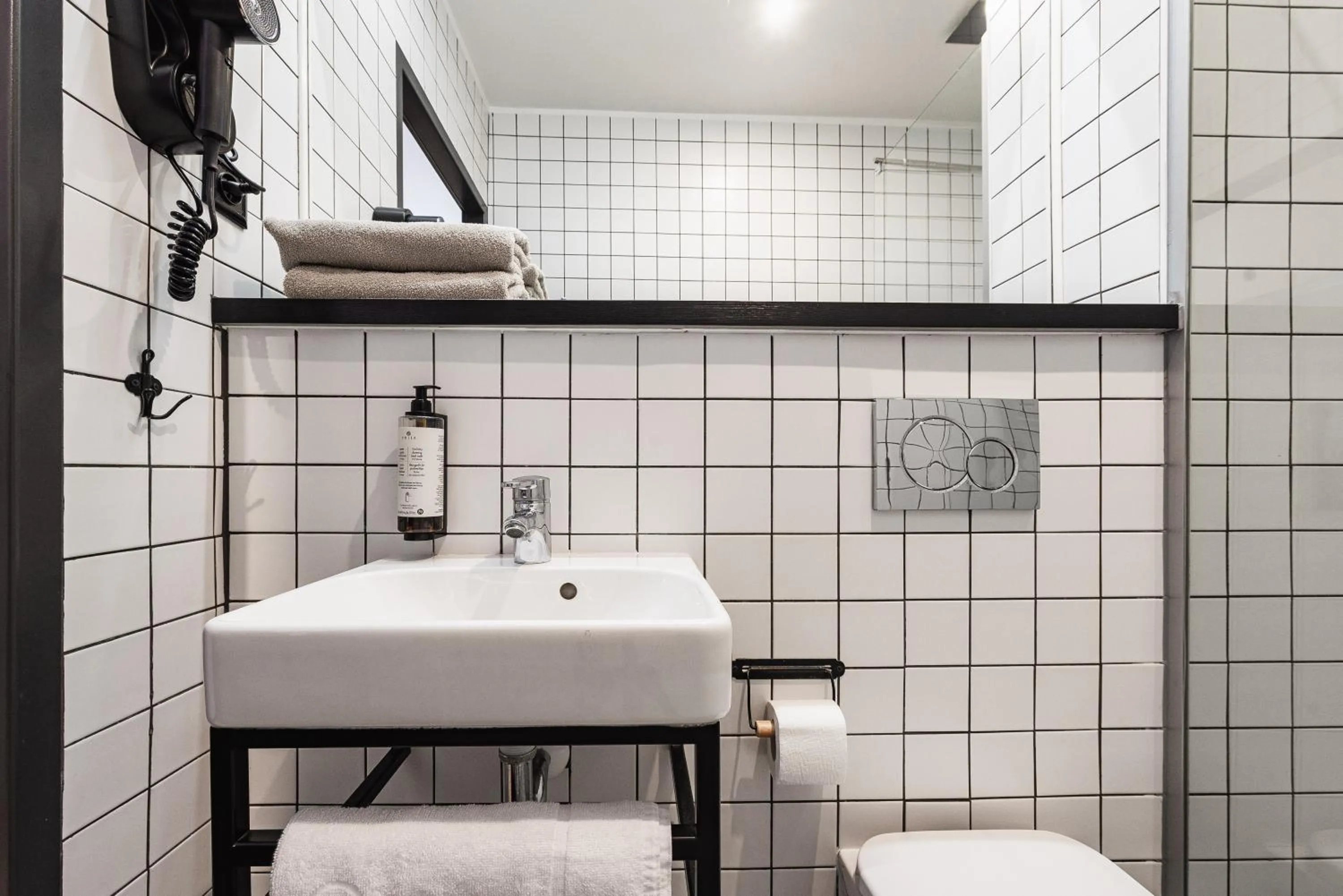 Bathroom in Wozna 11 Stare Miasto