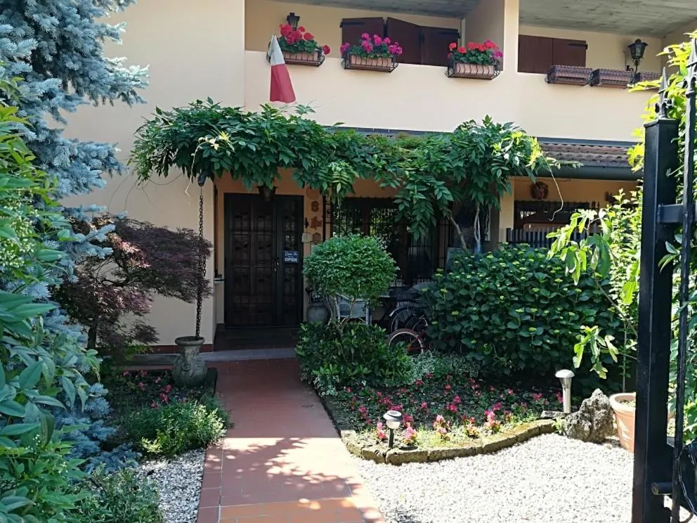 Facade/entrance in B&B L'Isola di Casa