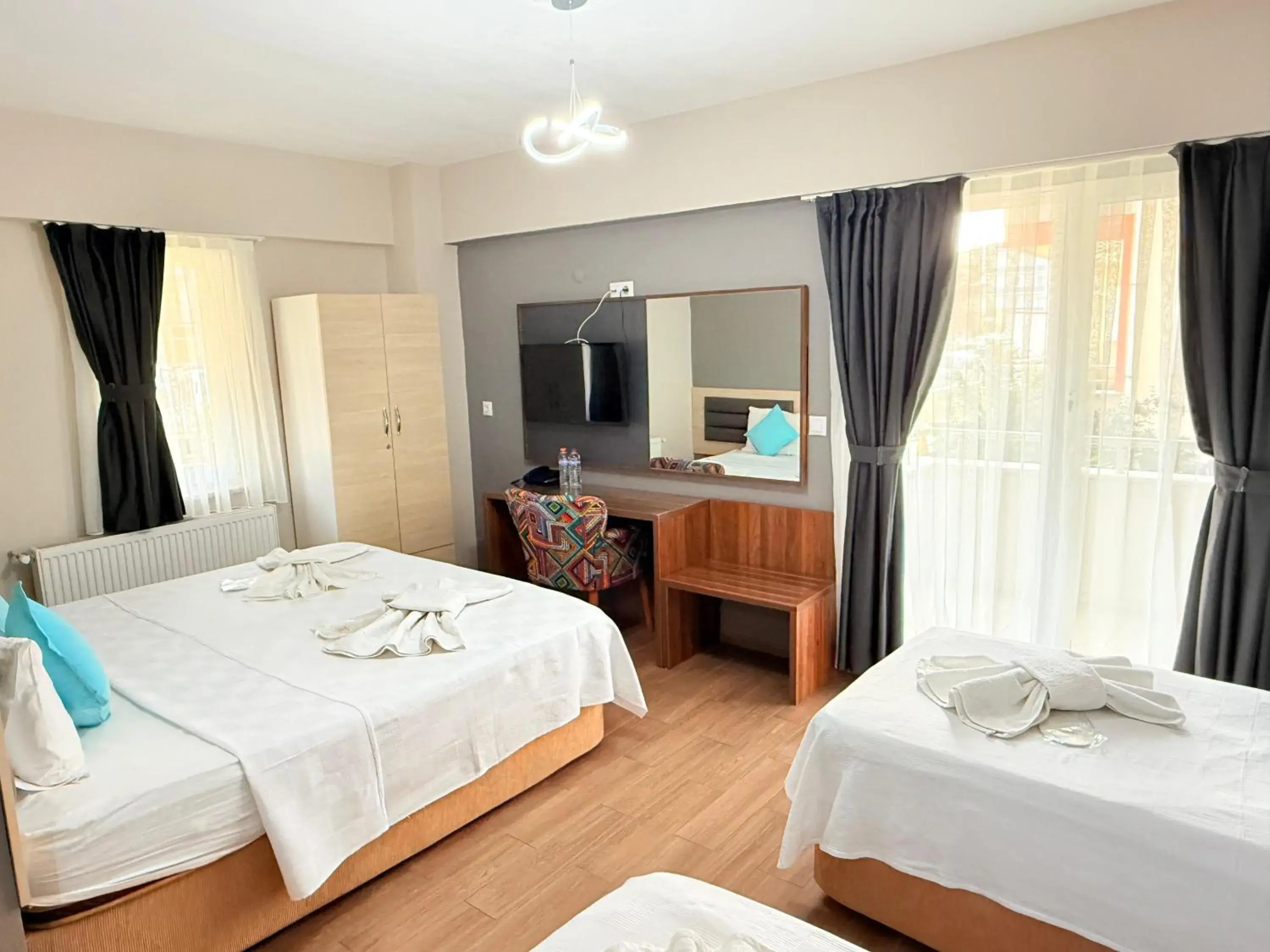 Standard Quadruple Room in Figen Suite Hotel 2 Standard Quadruple Room in Figen Suite Hotel 2