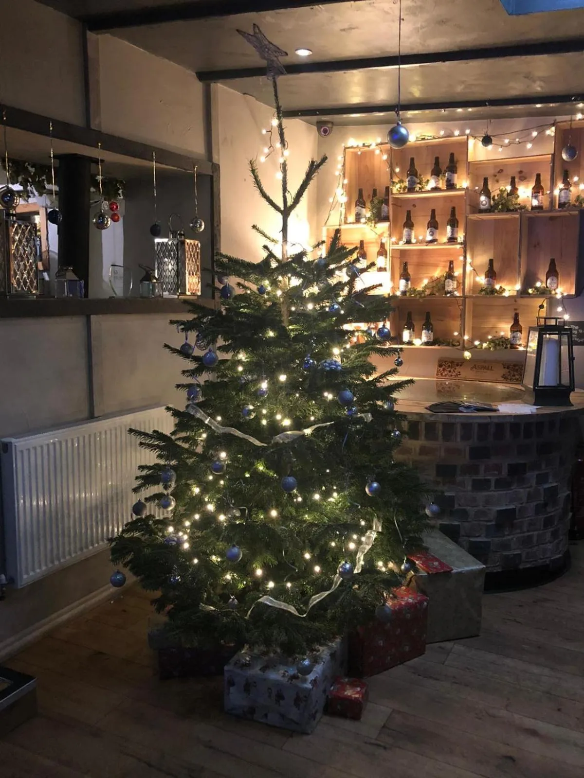 Restaurant/places to eat in The Farmers Boy Inn Guest House