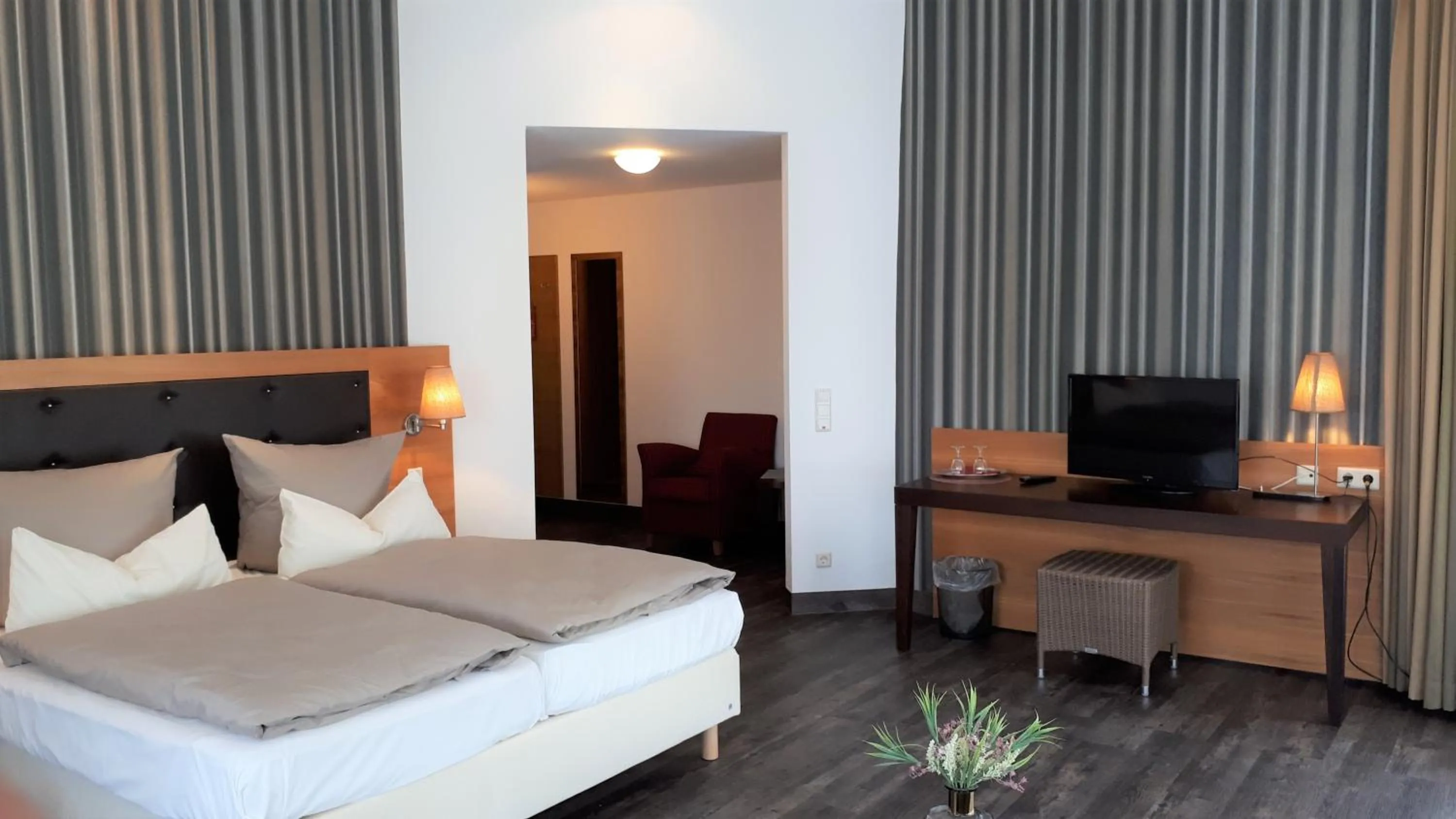 Photo of the whole room, Bed in Hotel Habichtstein