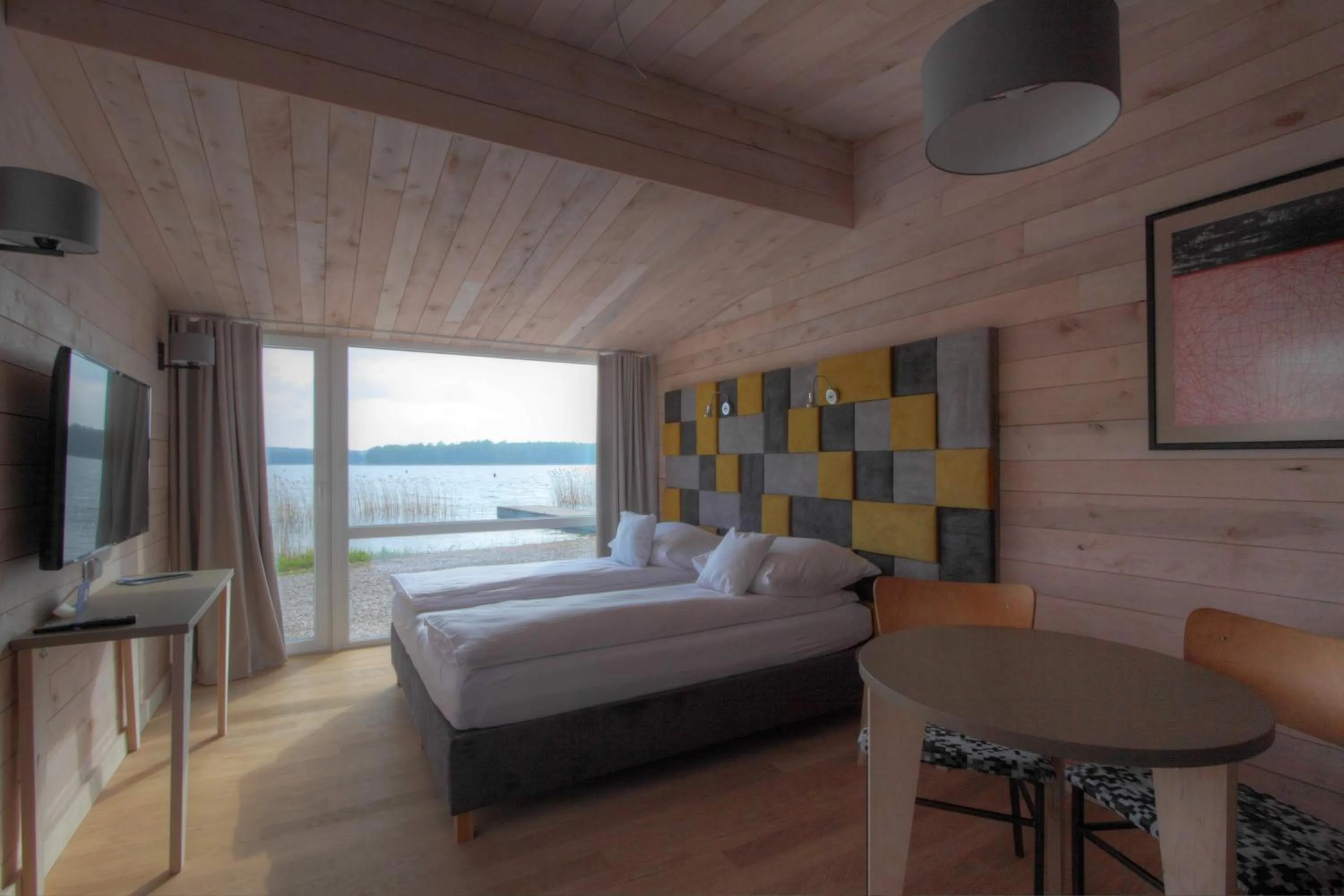 Photo of the whole room, Bed in Stranda