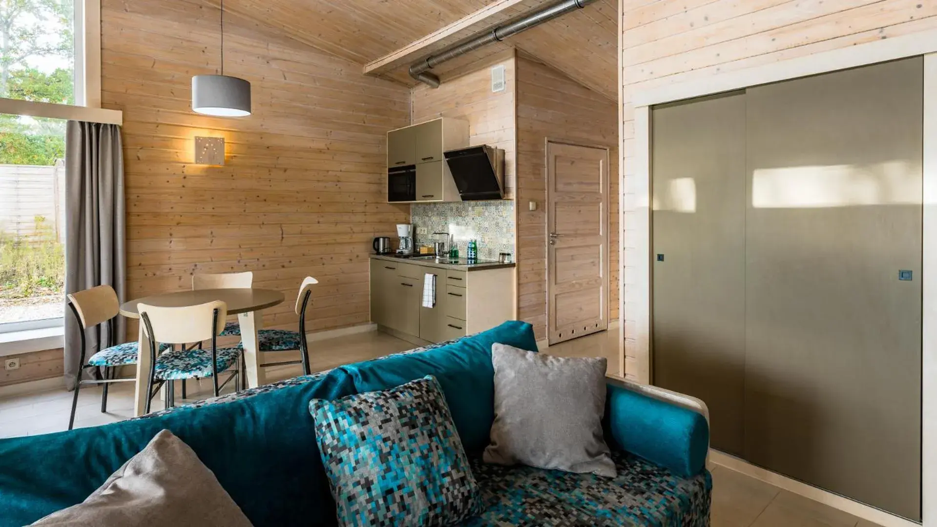 One-Bedroom Apartment with Lake View in Stranda One-Bedroom Apartment with Lake View in Stranda