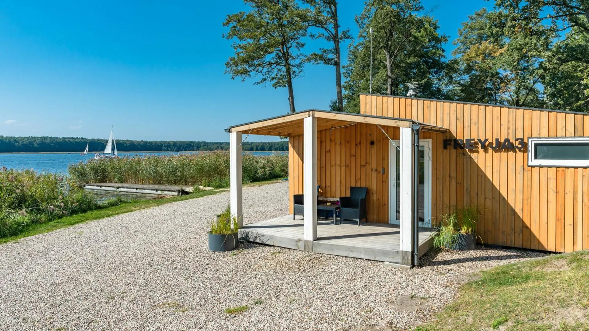 Facade/entrance in Stranda