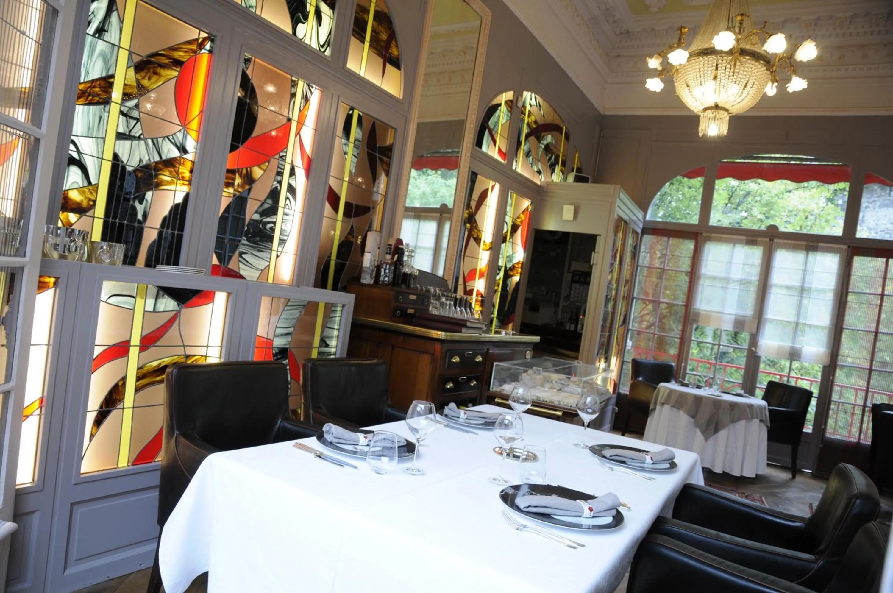 Restaurant/places to eat in Demeures & Châteaux La Belle Meuniere