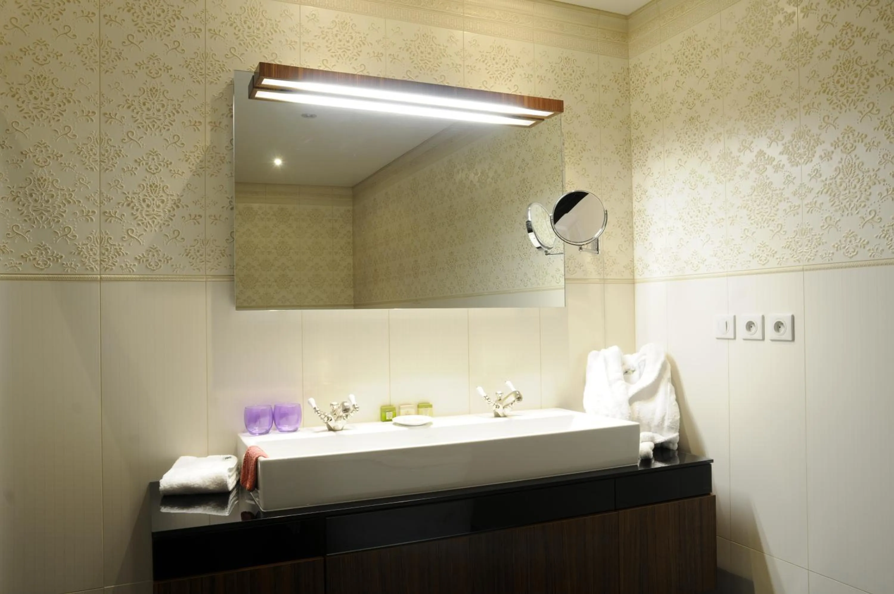 Bathroom in Demeures & Châteaux La Belle Meuniere