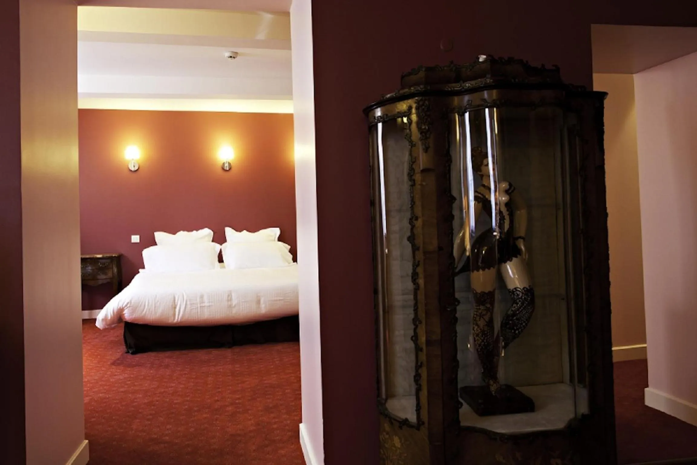 Bedroom, Bed in Demeures & Châteaux La Belle Meuniere