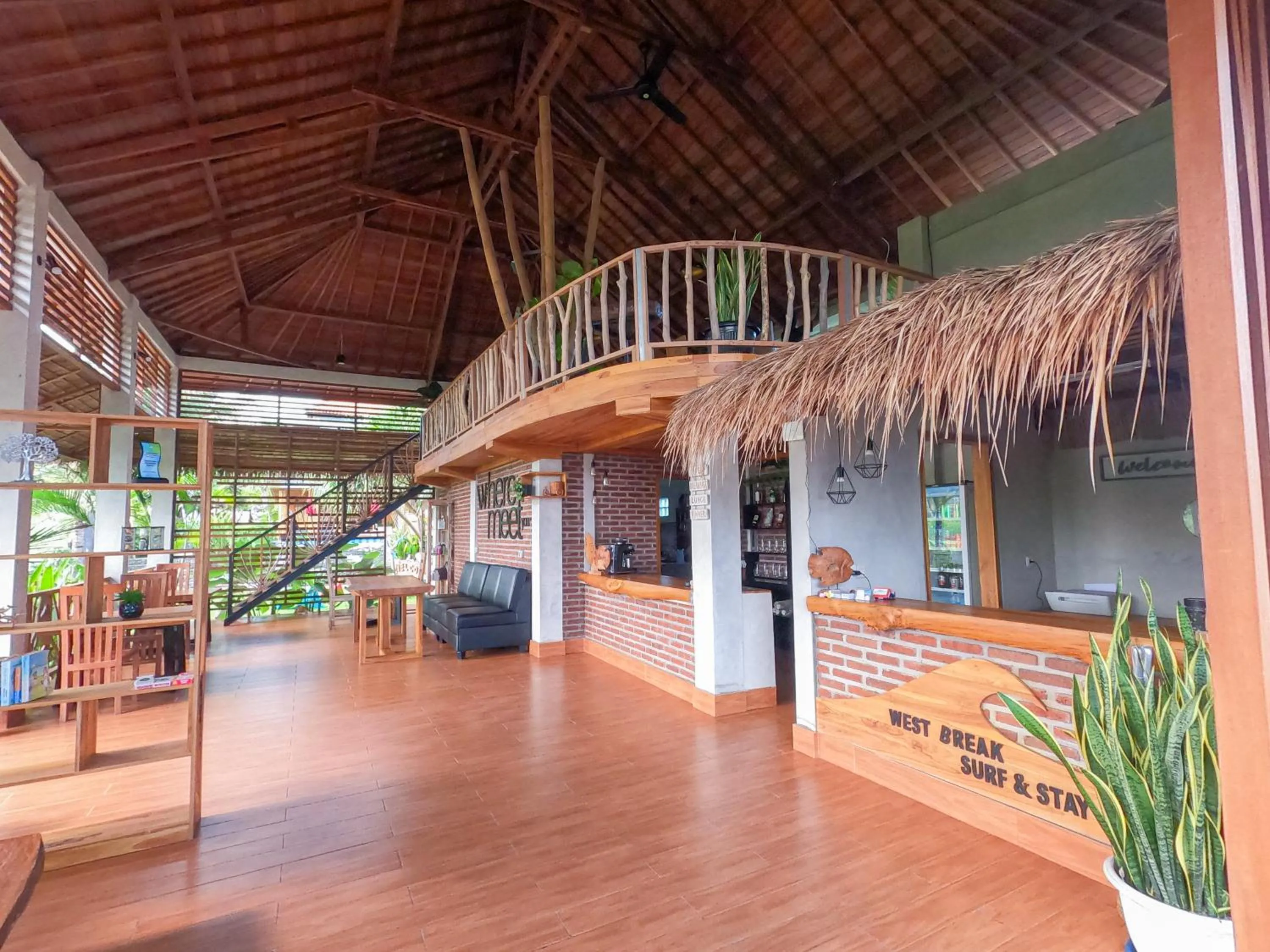 Restaurant/places to eat in West Break Bali - Medewi