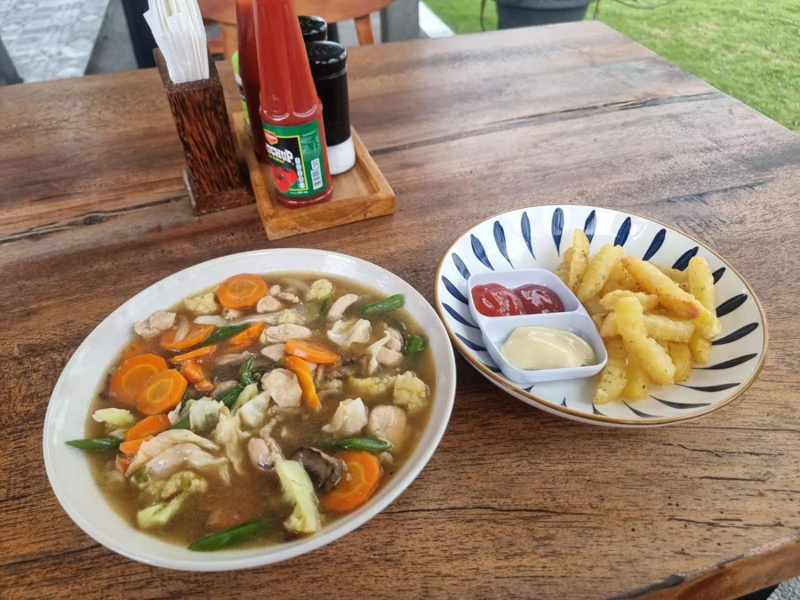 Food in West Break Bali - Medewi