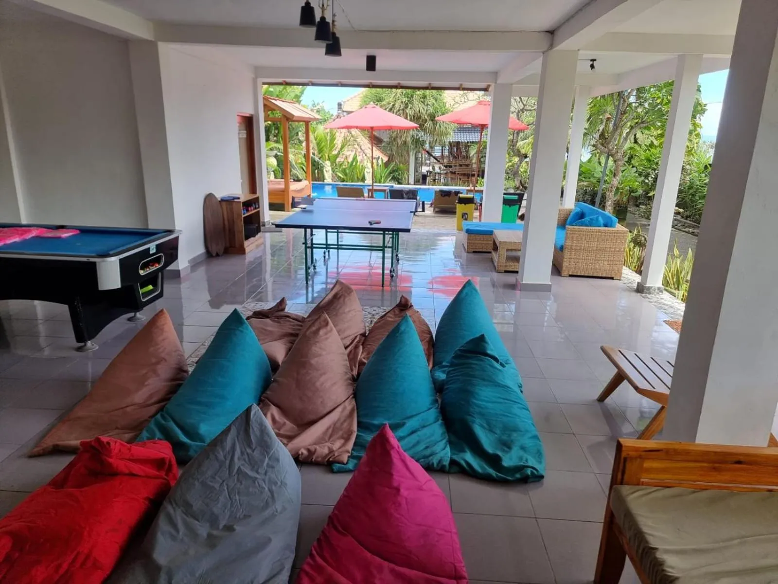 Seating area in West Break Bali - Medewi