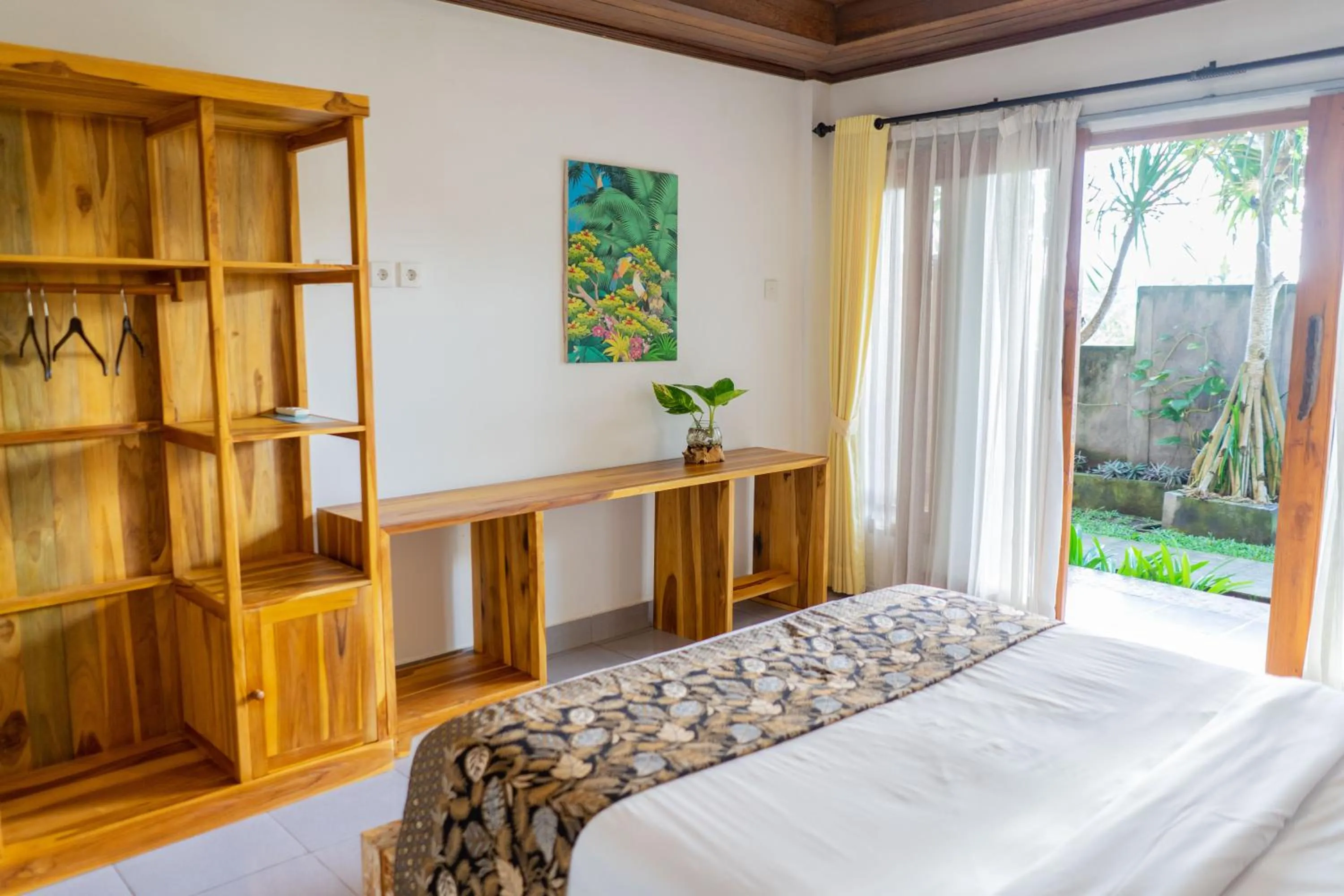 View (from property/room), Bed in West Break Bali - Medewi