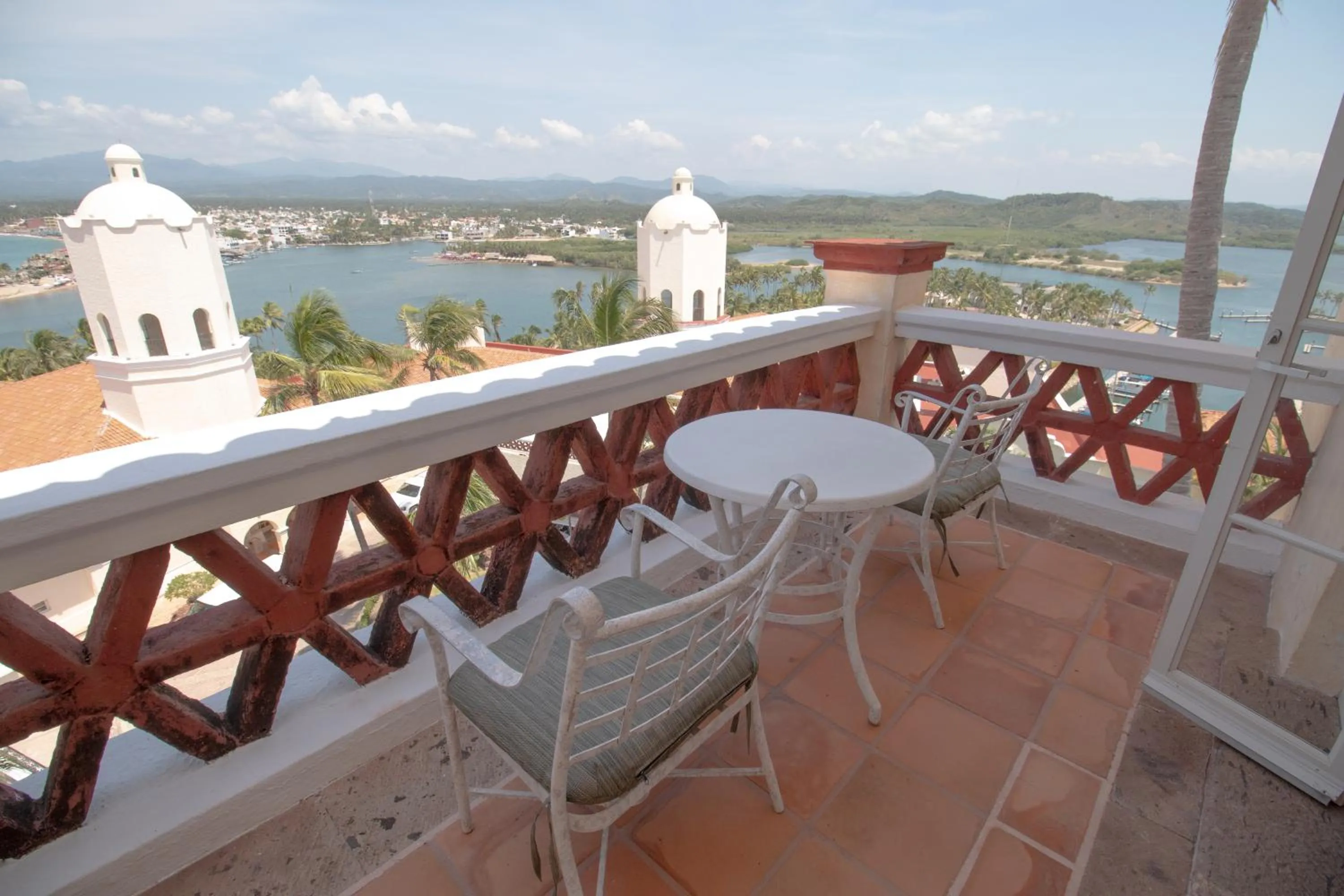 Grand Isla Navidad Golf & Spa Resort with Marina