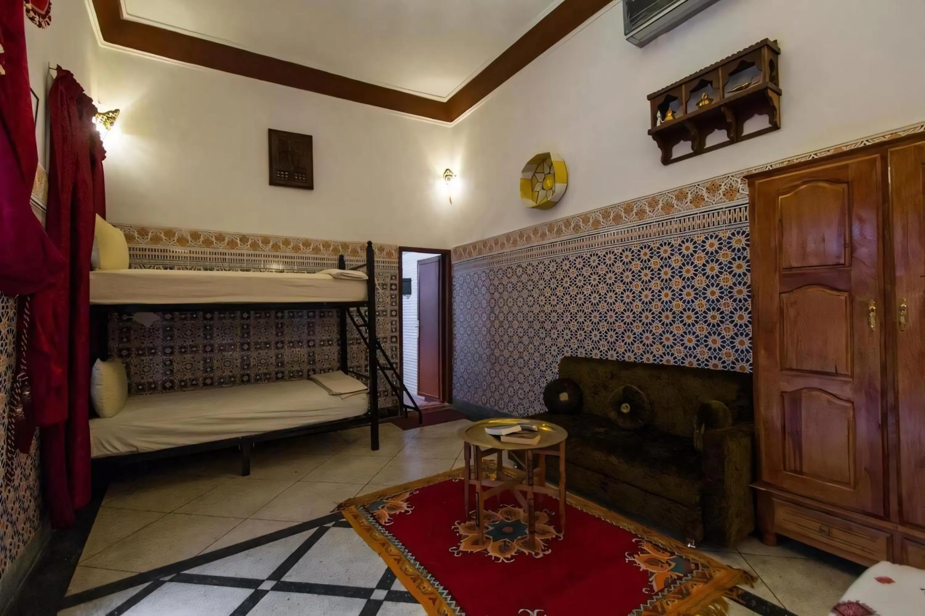 Bed in Dar Ahl Tadla