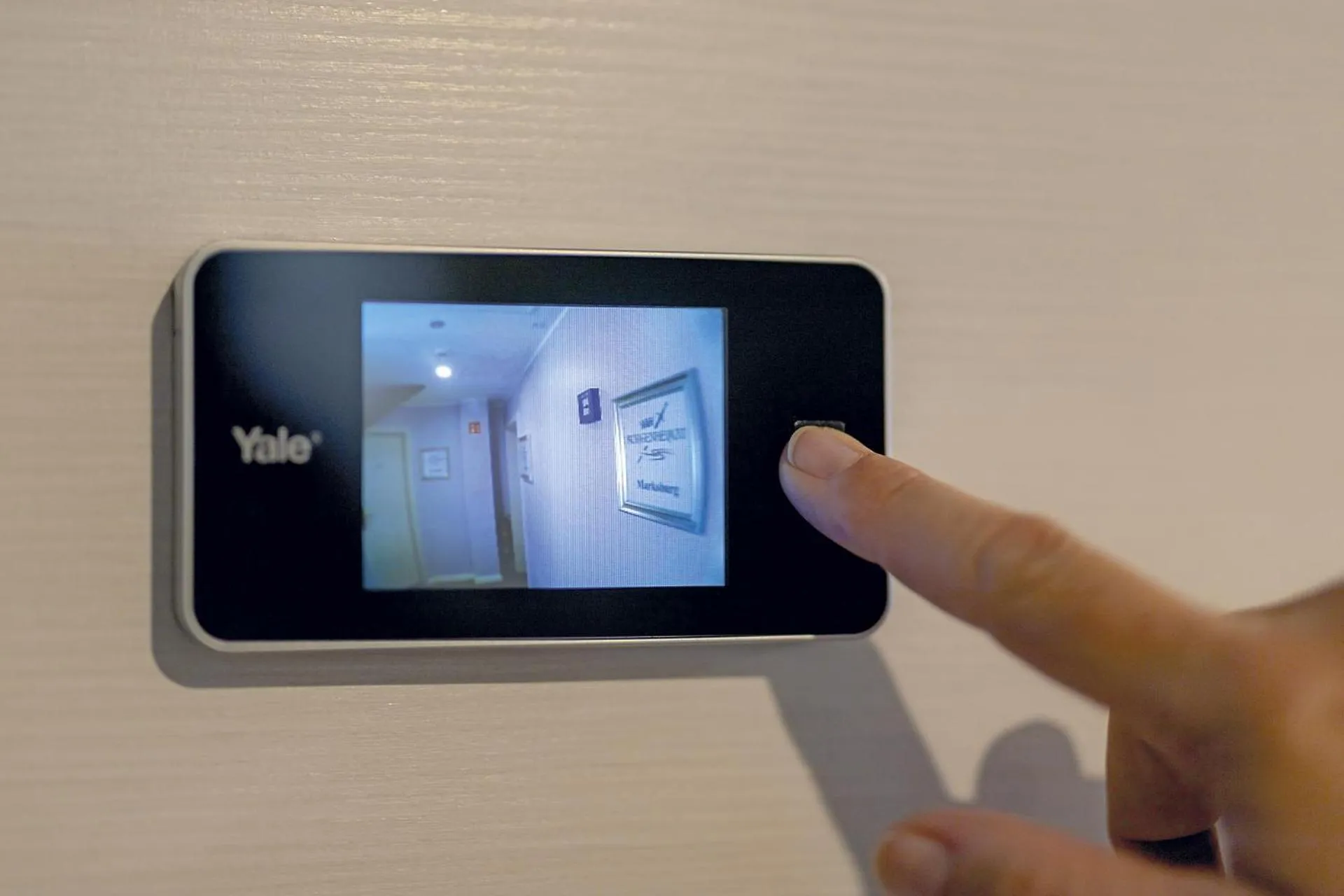 Decorative detail in Apartmenthaus Burgenheimat in Rhens bei Koblenz