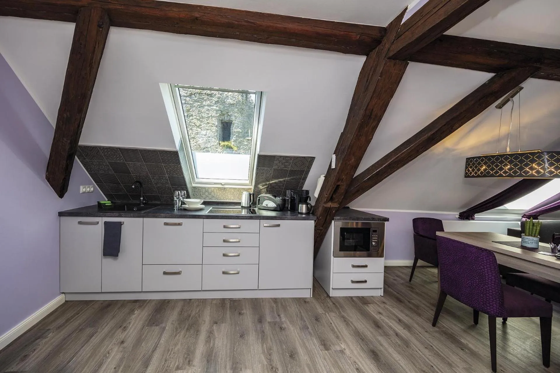 Kitchen or kitchenette in Apartmenthaus Burgenheimat in Rhens bei Koblenz