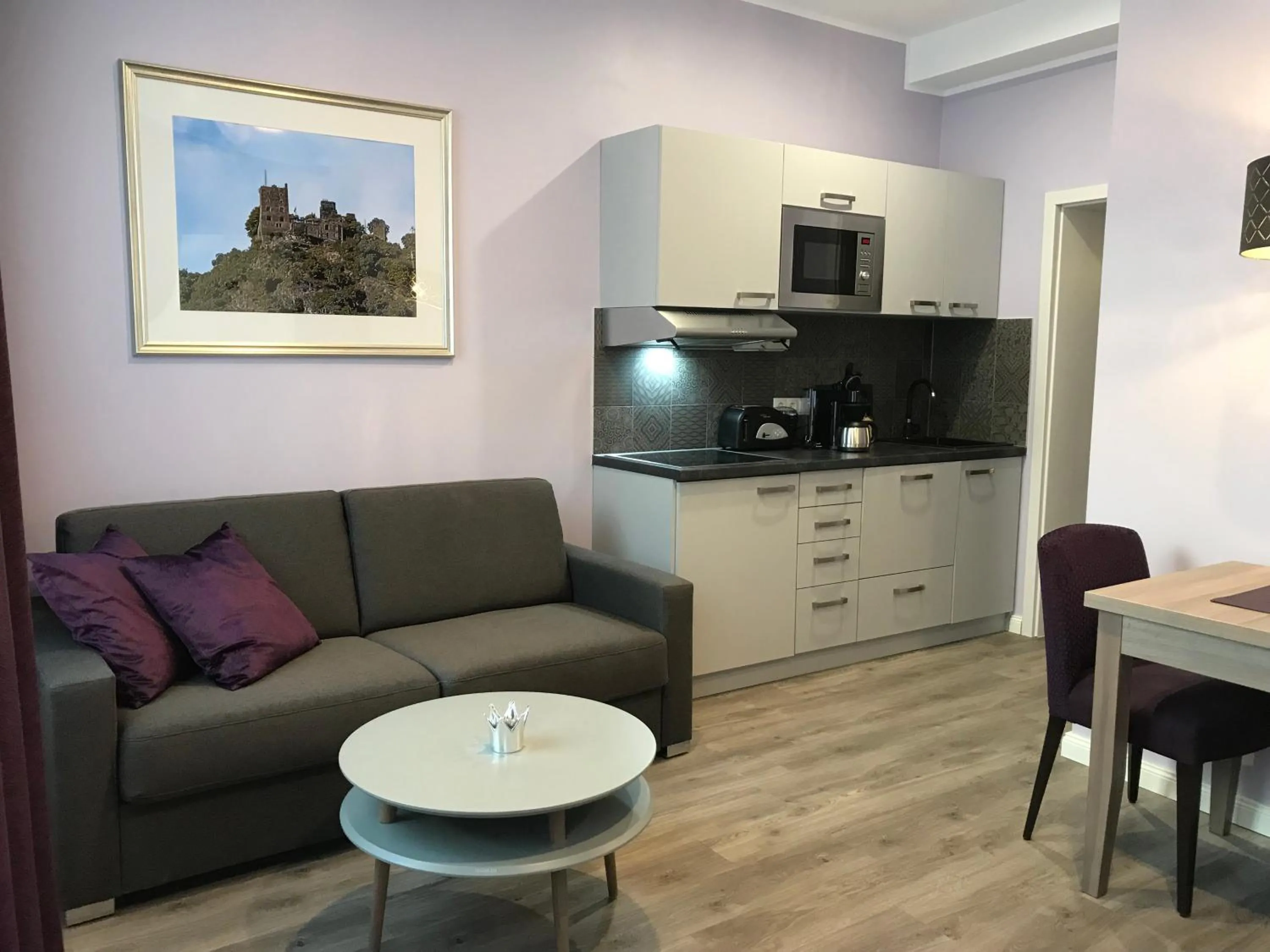 Kitchen or kitchenette in Apartmenthaus Burgenheimat in Rhens bei Koblenz