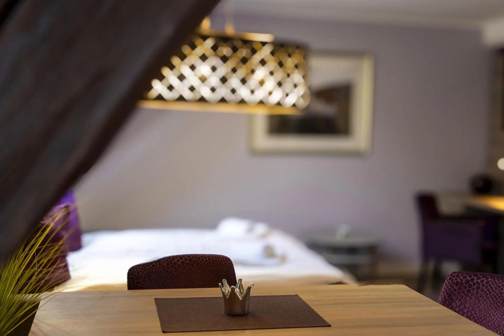 Bed in Apartmenthaus Burgenheimat in Rhens bei Koblenz