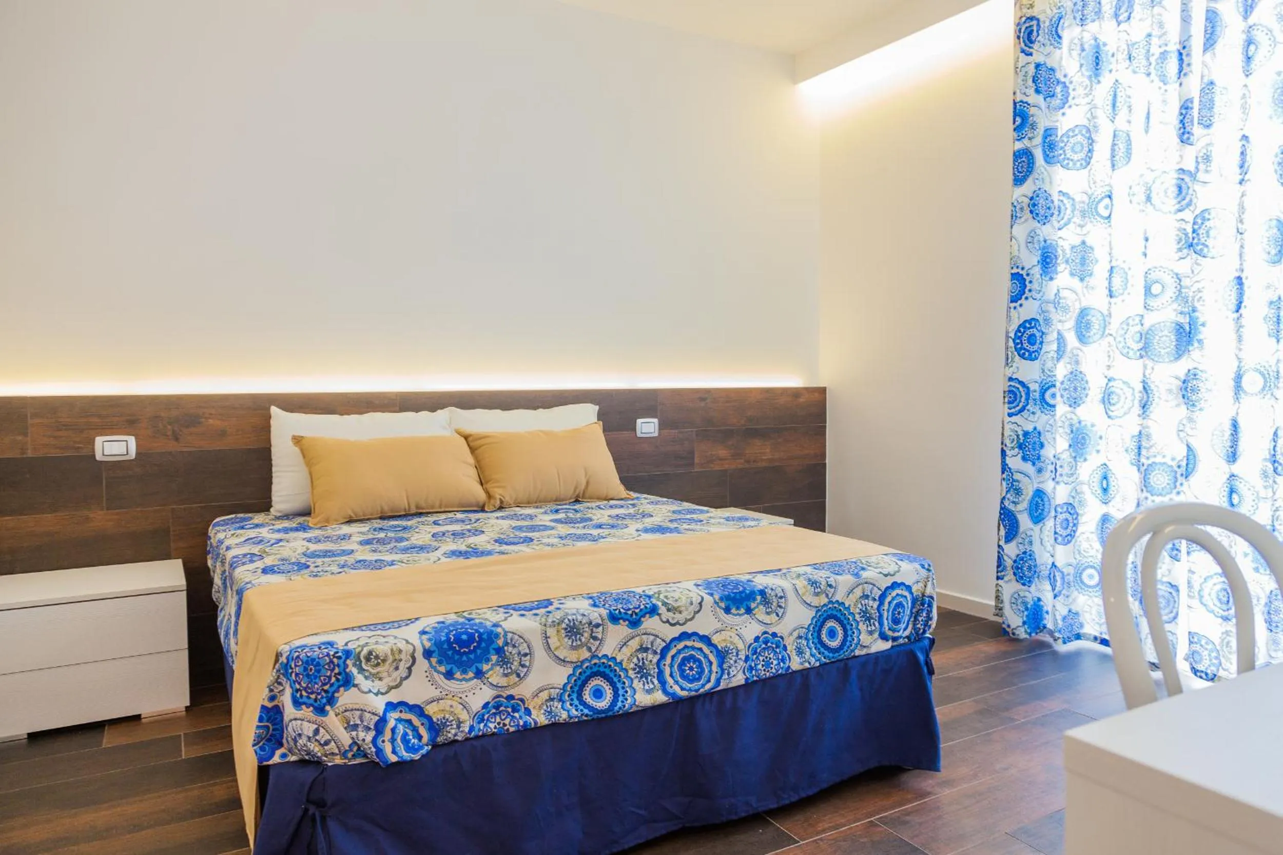 Shower, Bed in Casa Restino