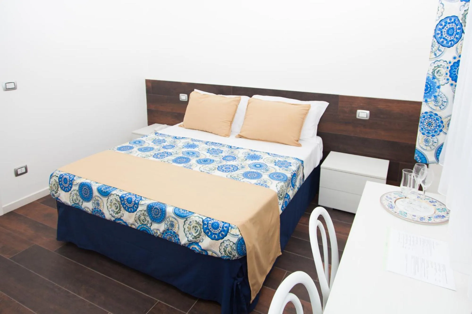 Shower, Bed in Casa Restino