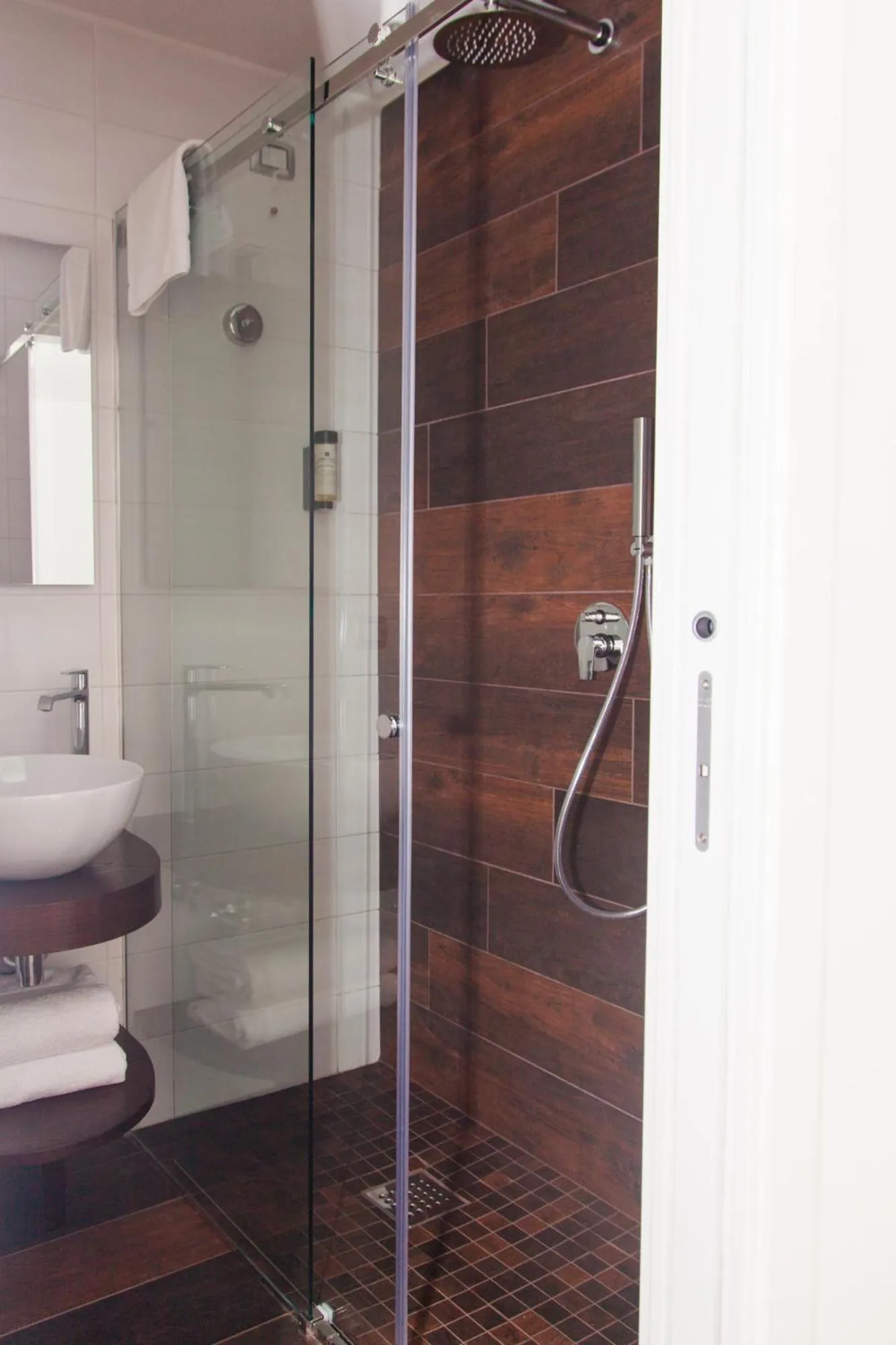 Shower in Casa Restino