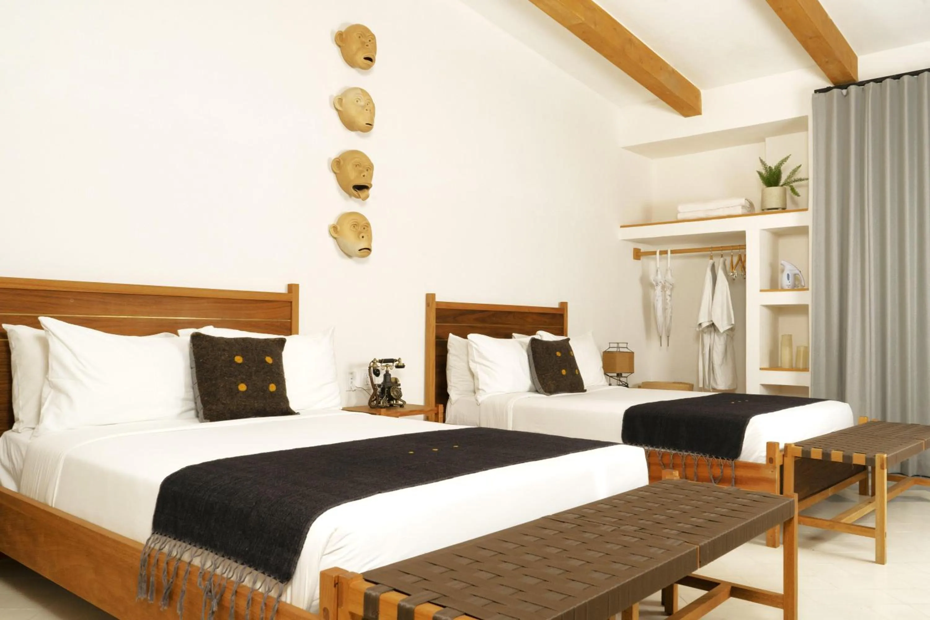 Photo of the whole room, Bed in Sombra del Agua