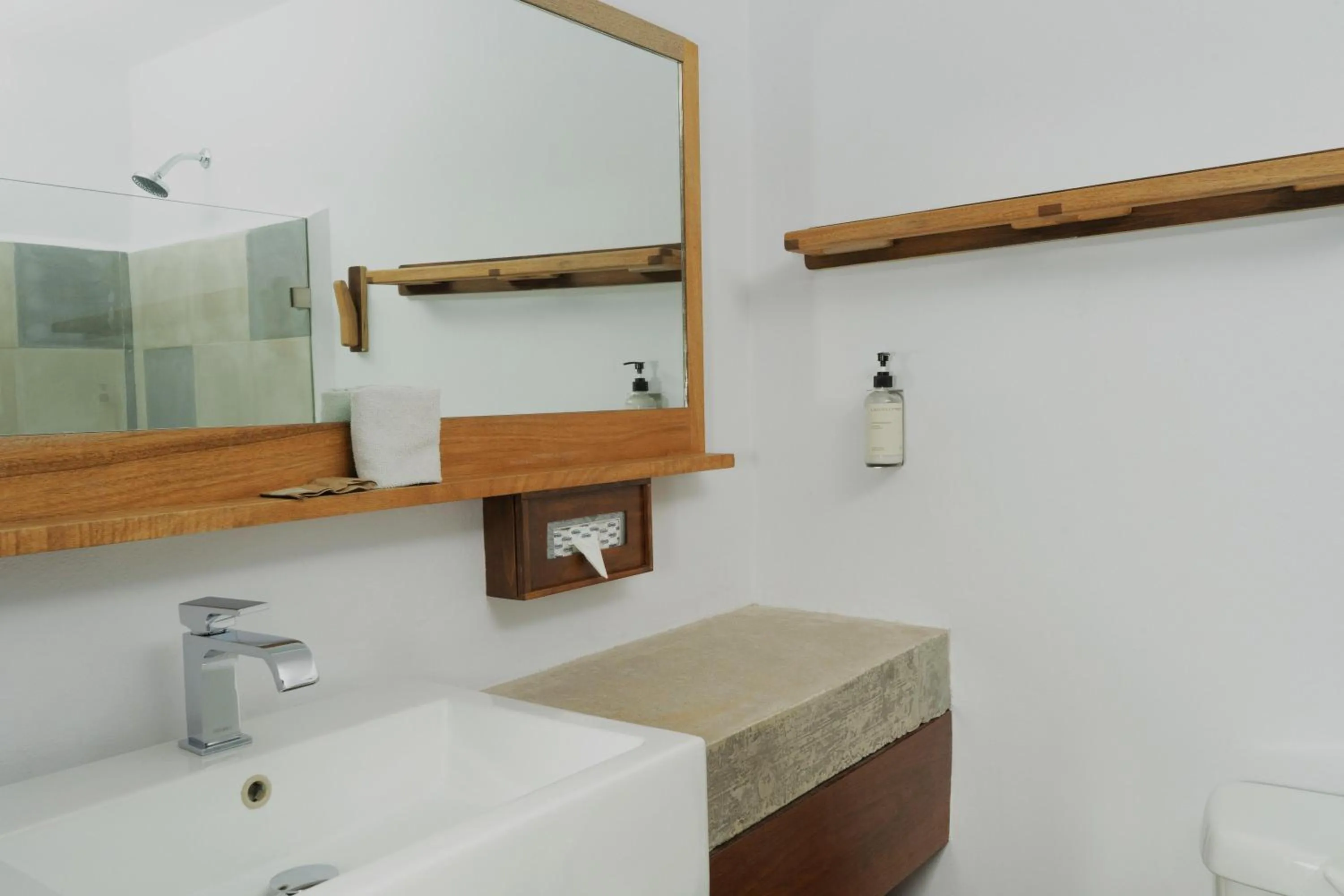 Bathroom in Sombra del Agua