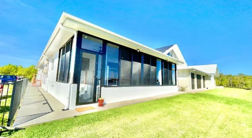 Hinchinbrook Resorts Management Pty Ltd