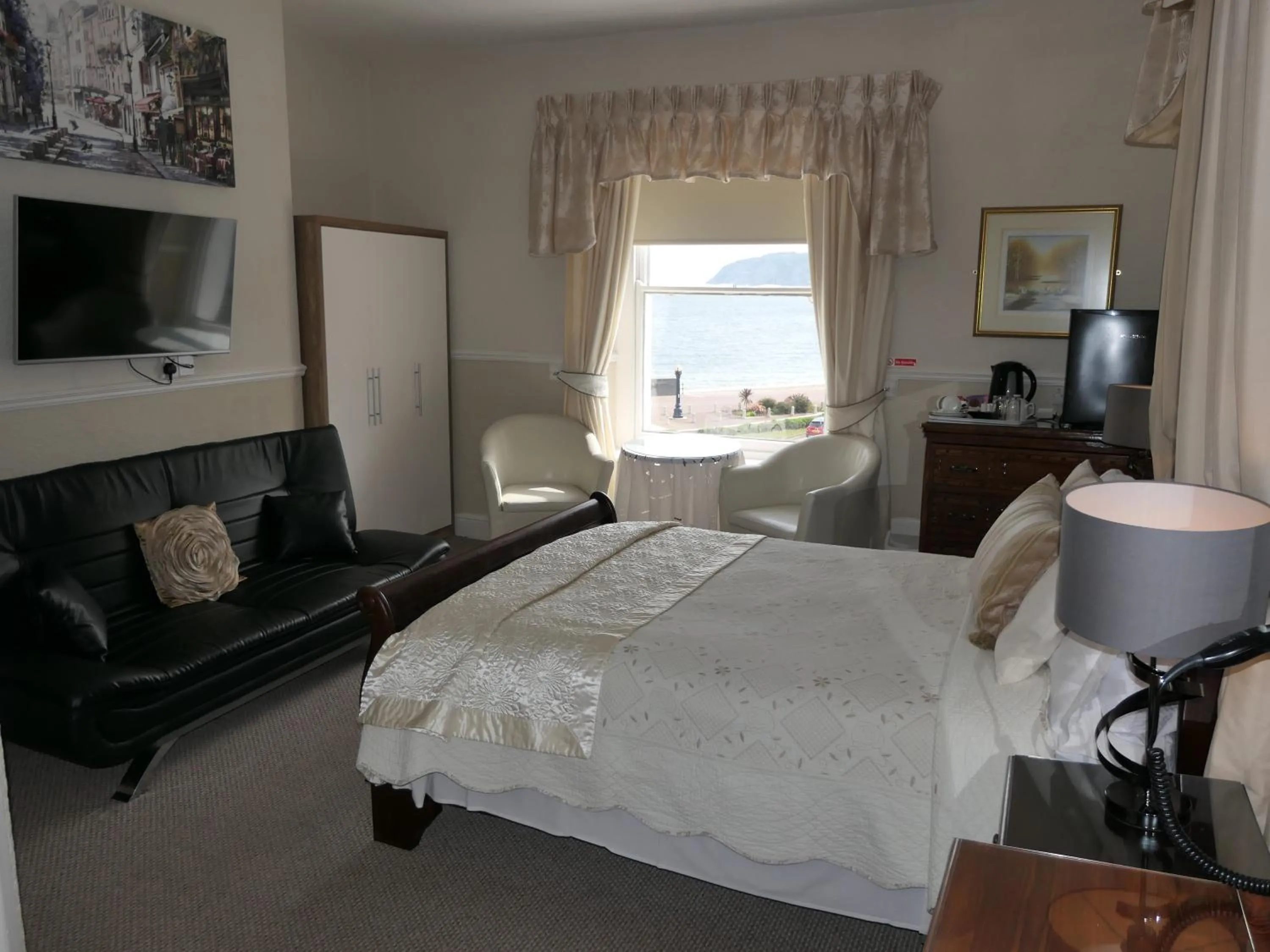 Bed in The Cumberland