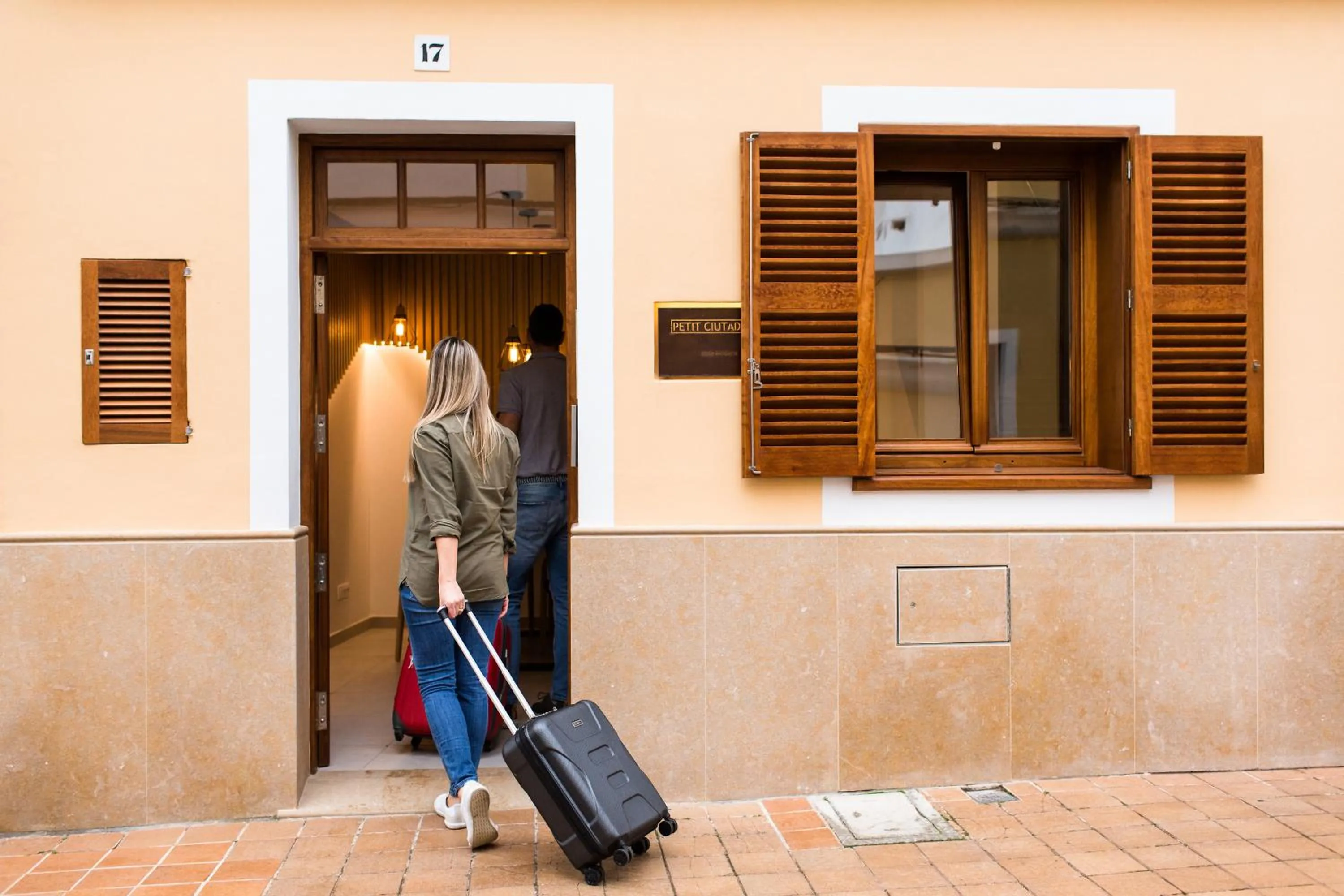 Facade/entrance in Sagitario Petit Ciutadella
