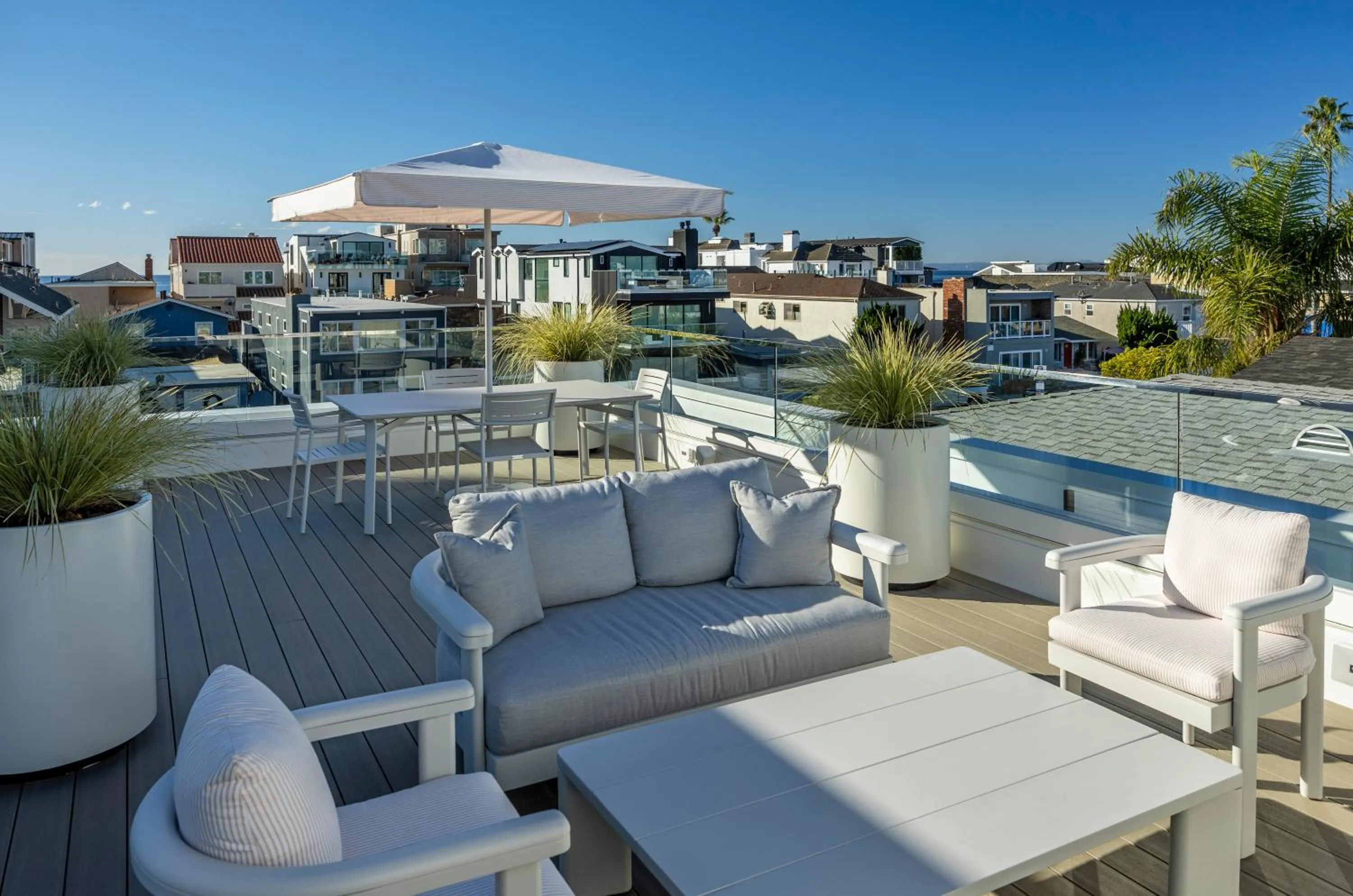 Seating area in Bay Shores Peninsula Hotel