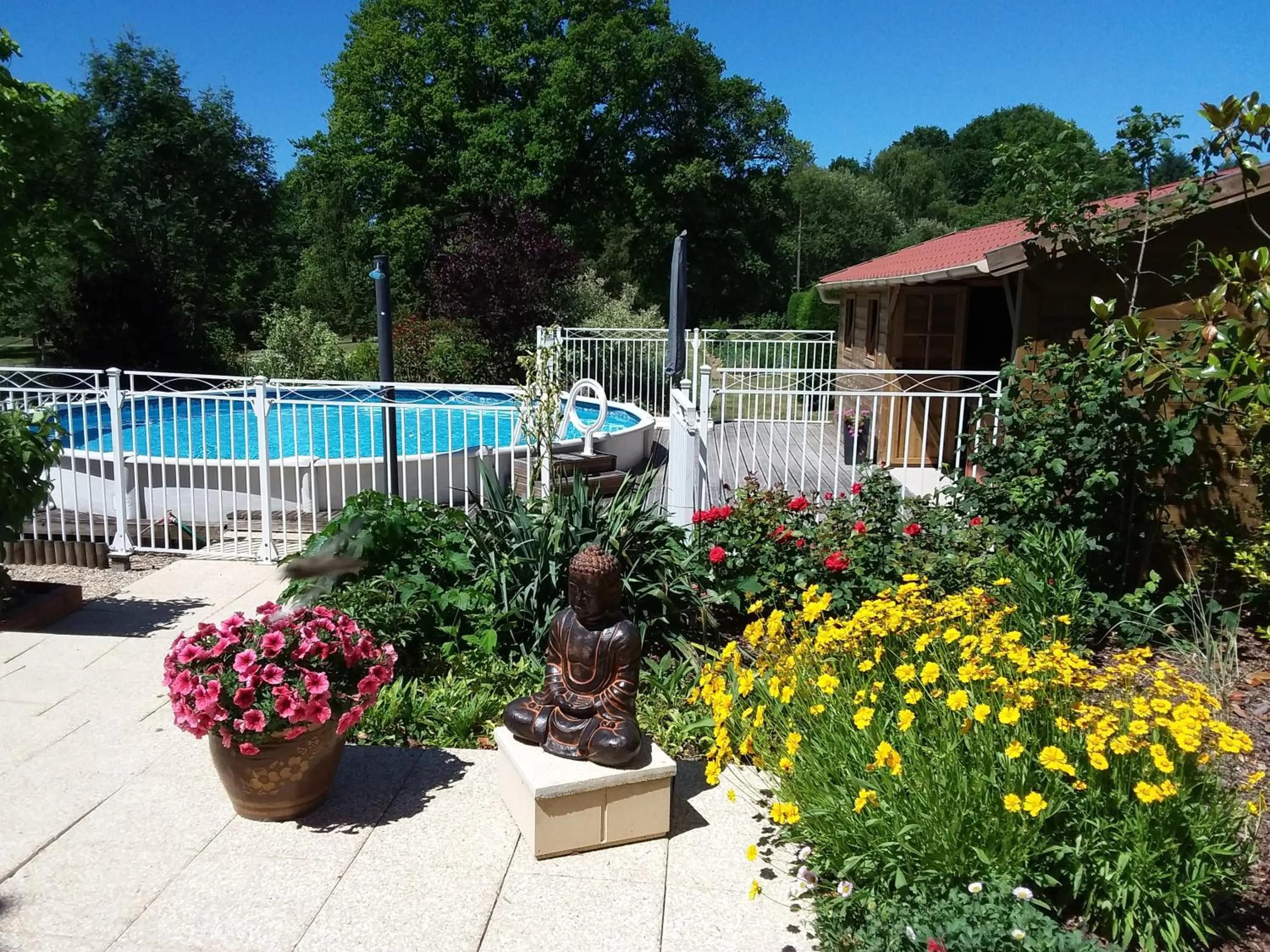 Pool view in Maison Maton