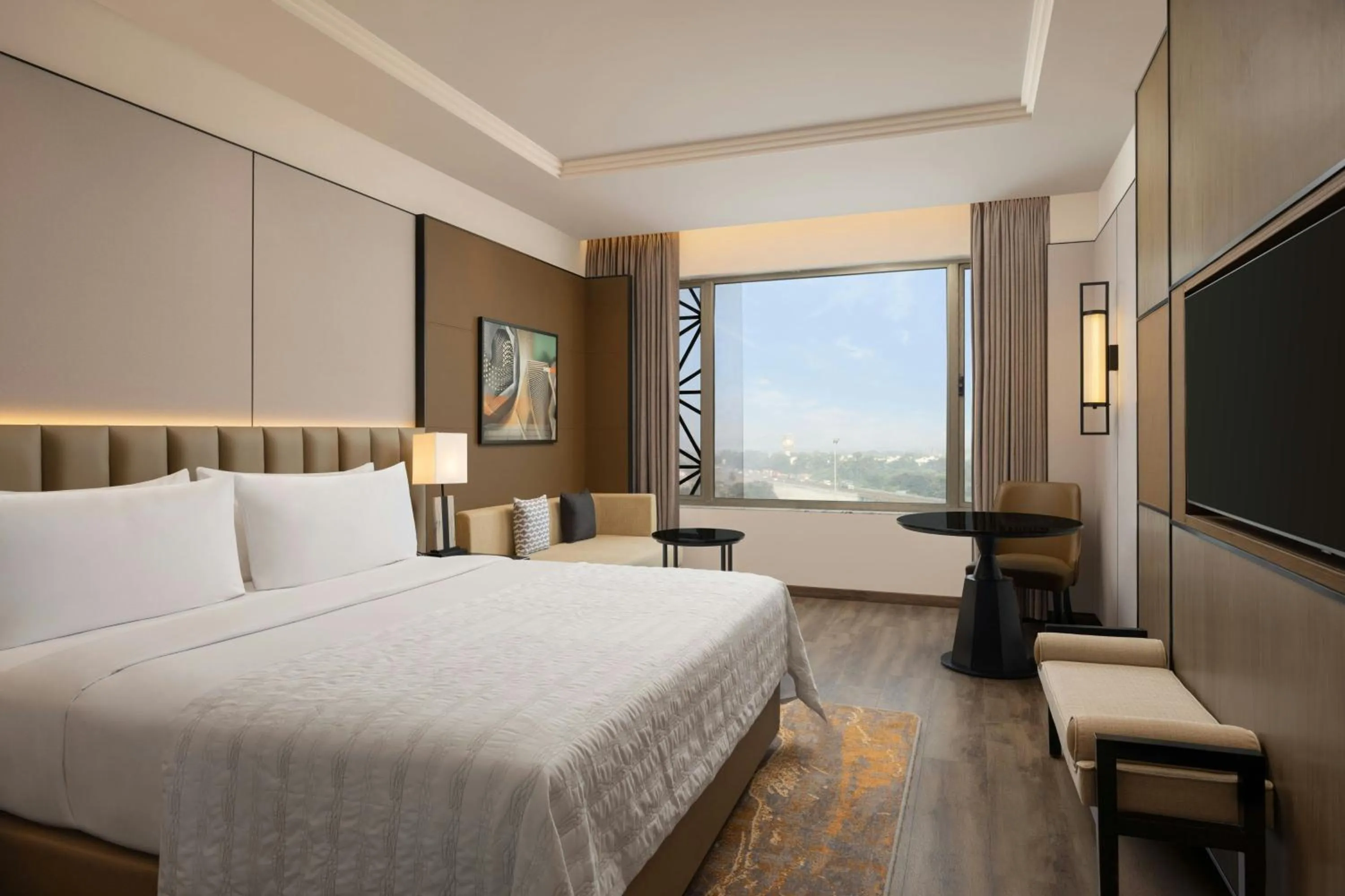 Photo of the whole room, Bed in Orange Megastructure