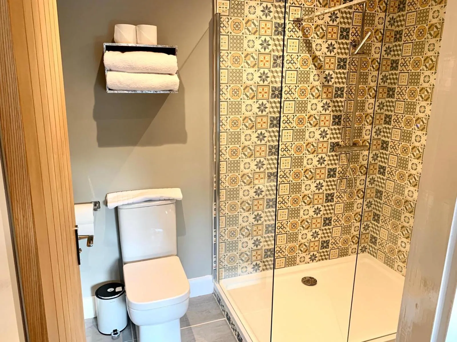 Bathroom in Old Fleece Apartments