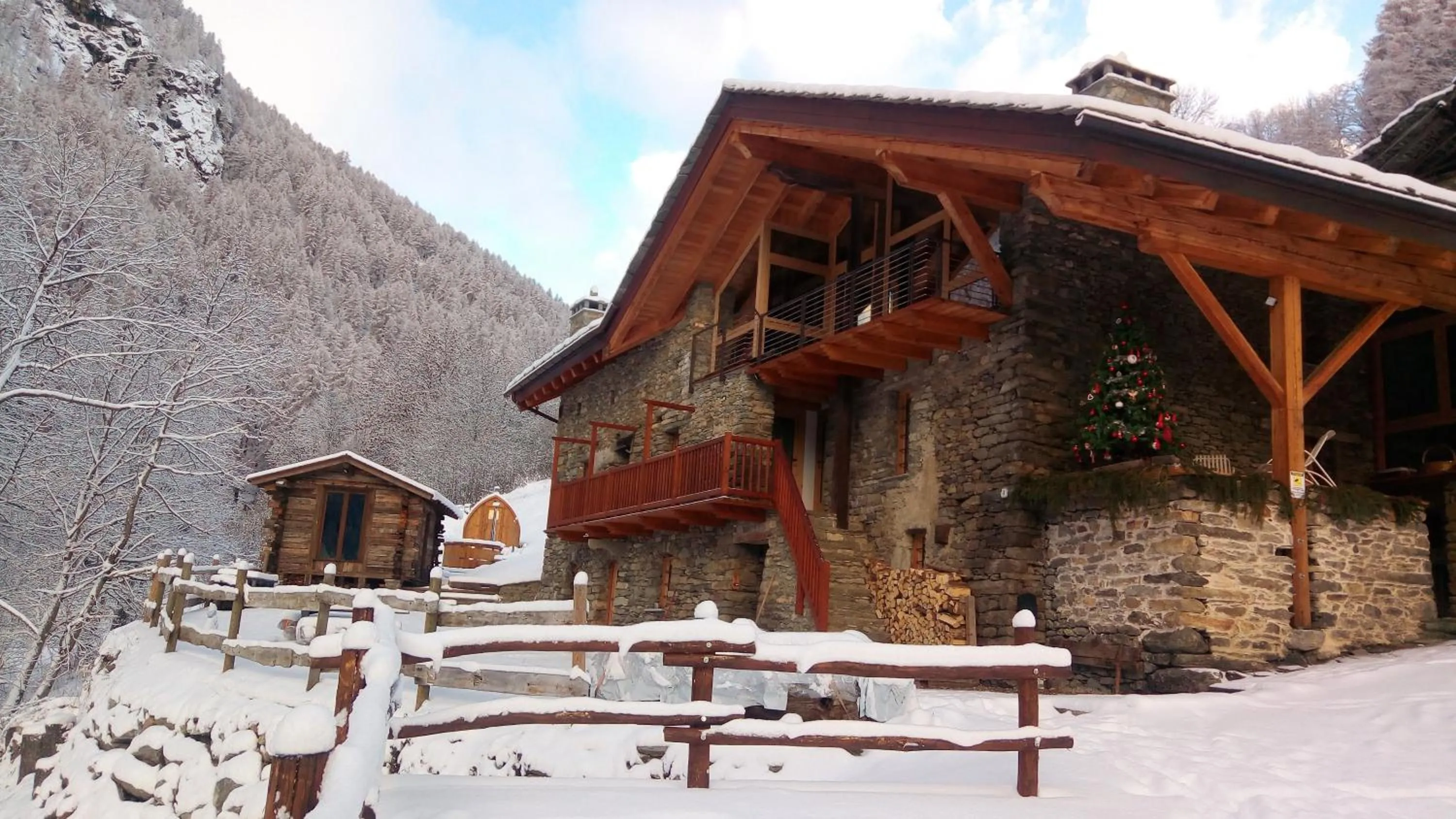 Property building in Nuit a Pleiney