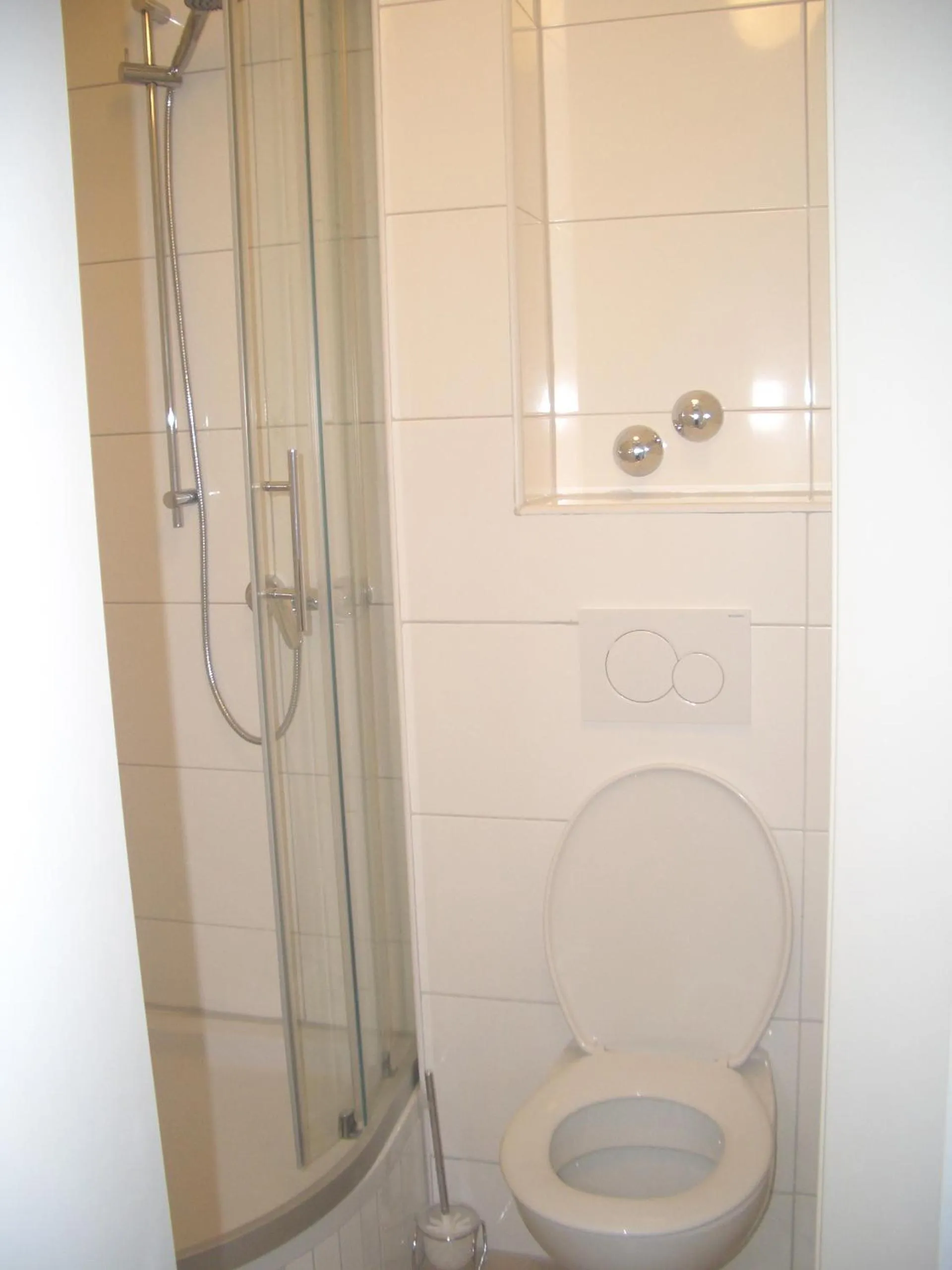 Shower in Hotel Zentrum