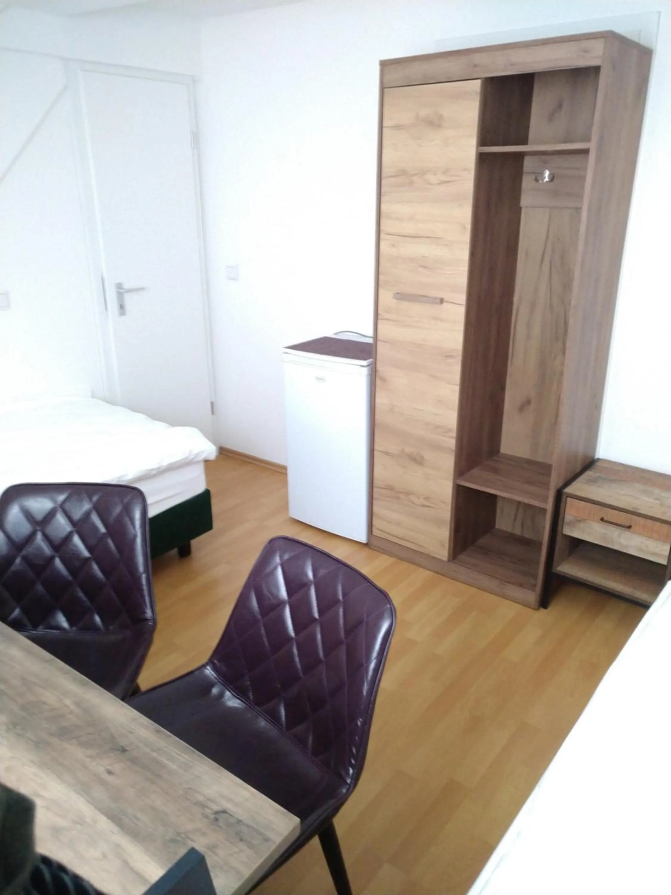 Photo of the whole room, Bed in Hotel Zentrum