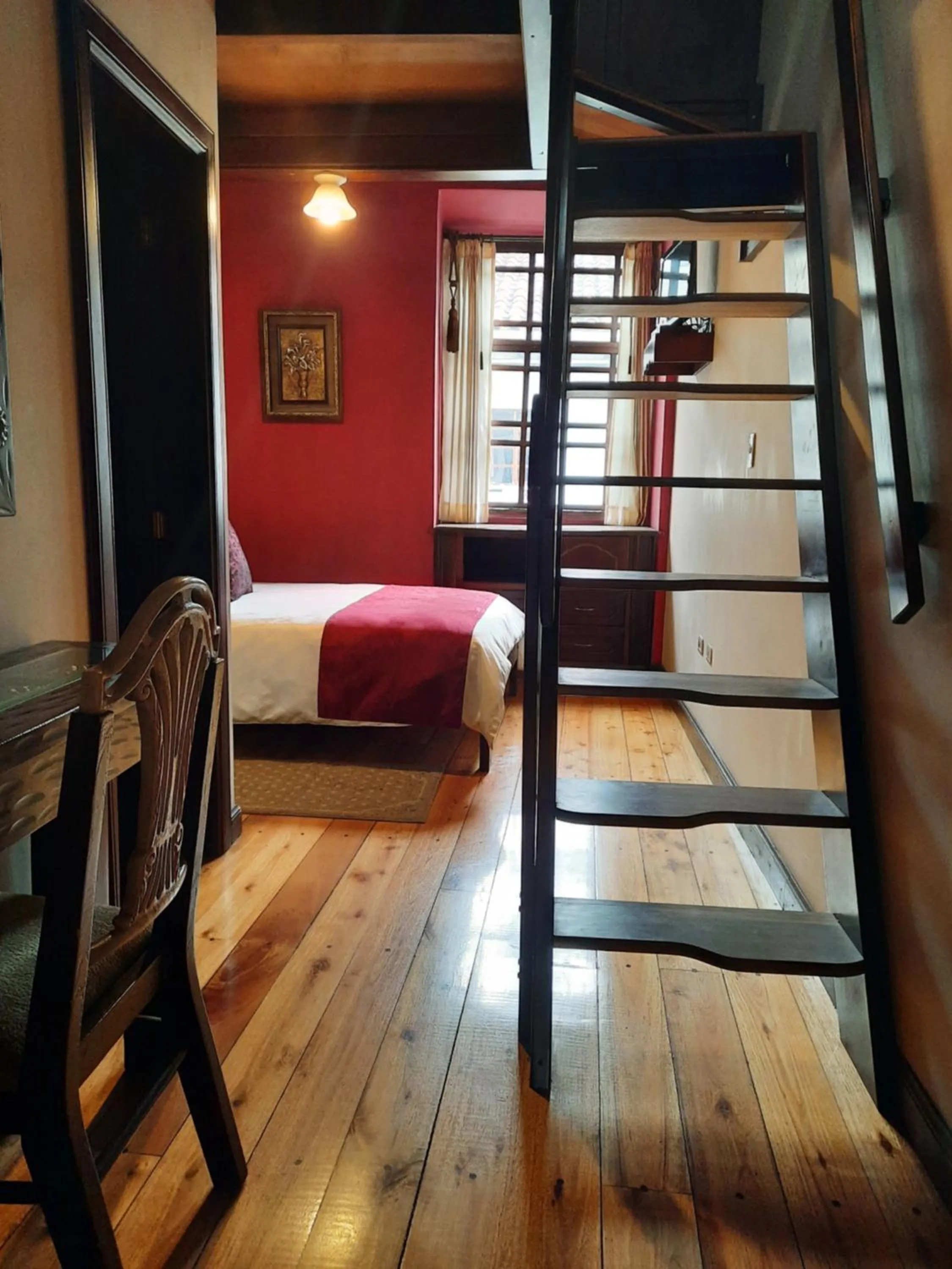 Photo of the whole room, Bed in La Posada Cuencana Hotel