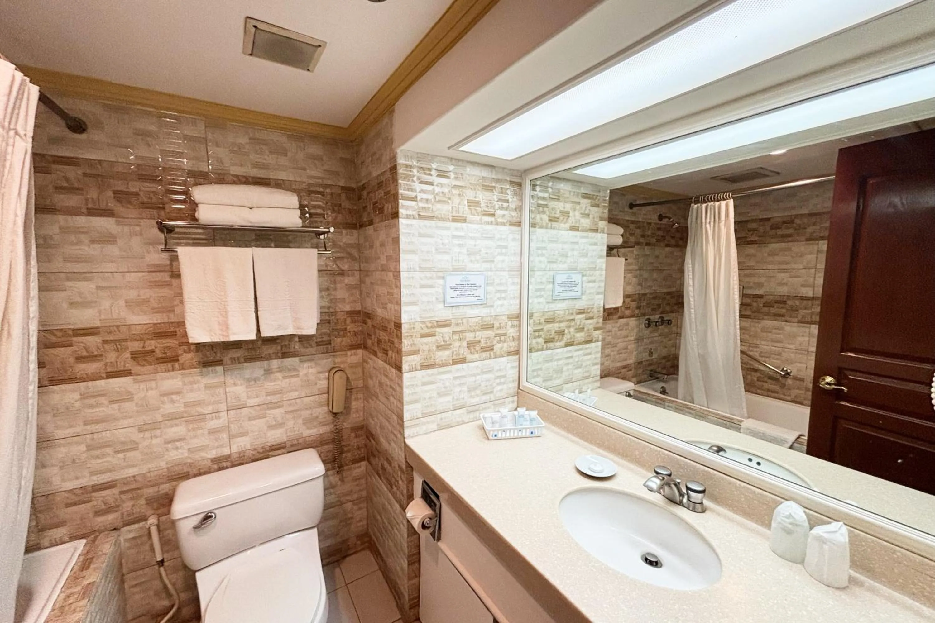 Tiara Oriental Hotel Makati powered by Cocotel