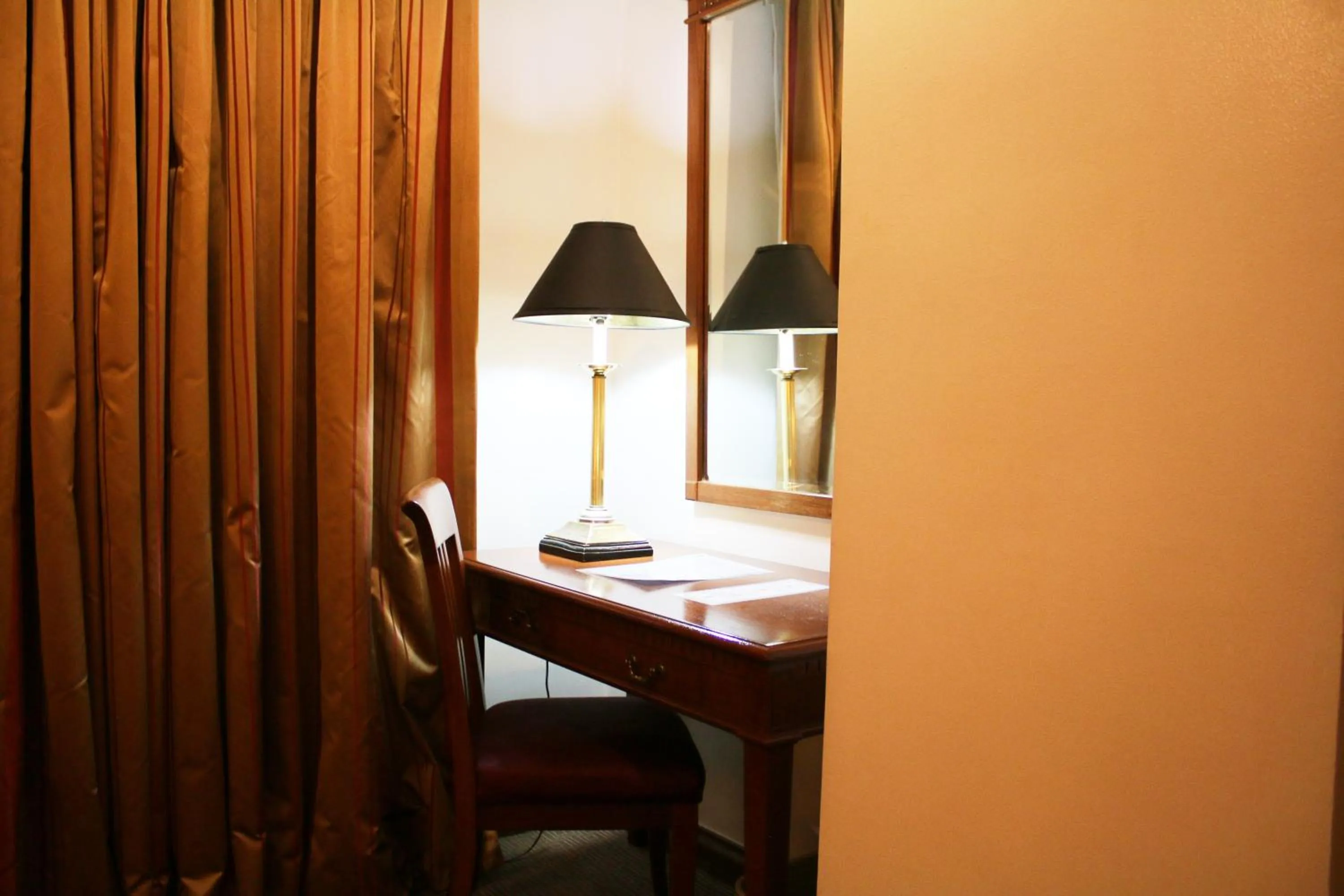 Tiara Oriental Hotel Makati powered by Cocotel