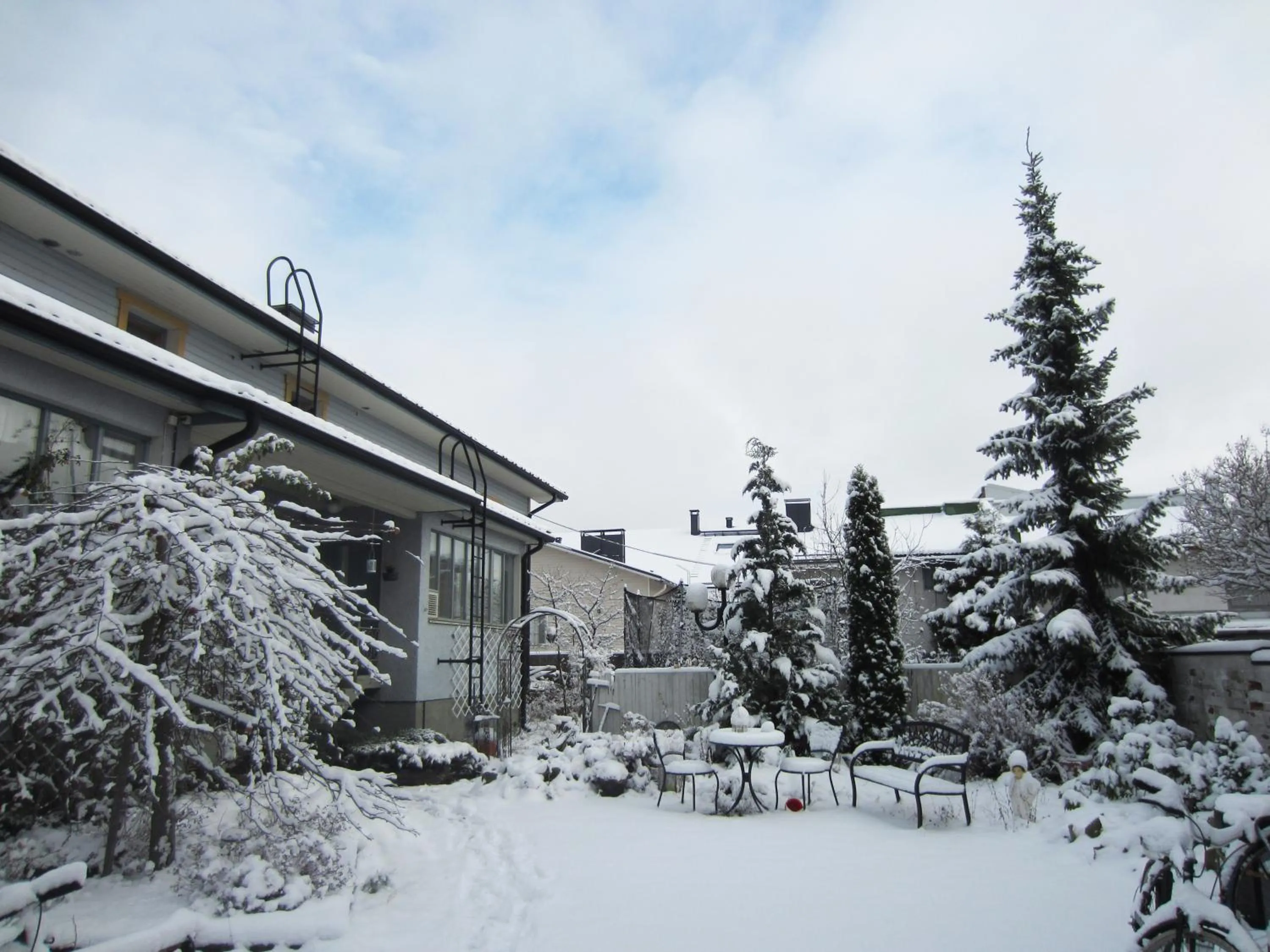 Winter in Apartment Hotel Kuukkarin Kortteeri