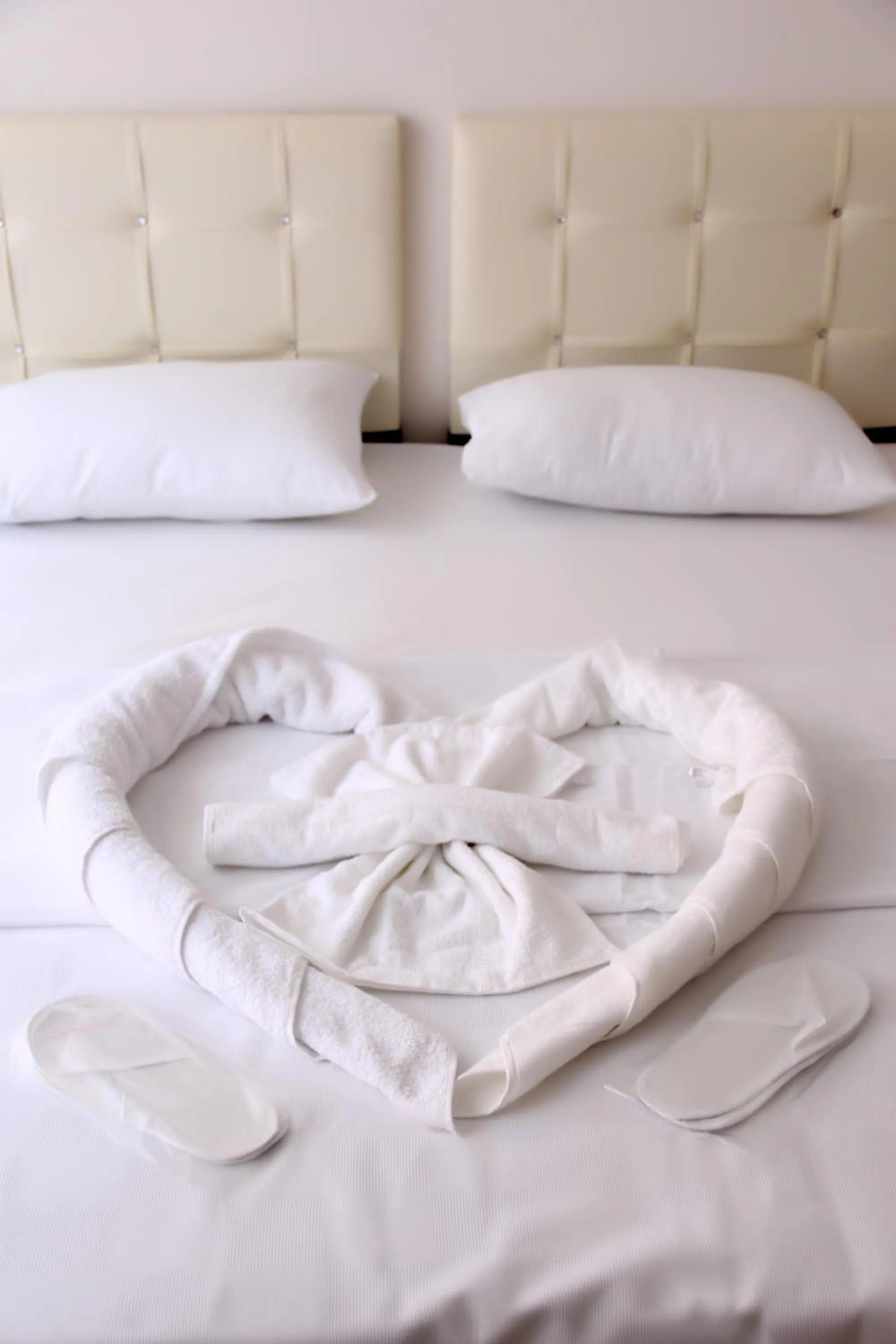 Bed in Marpalace Hotel