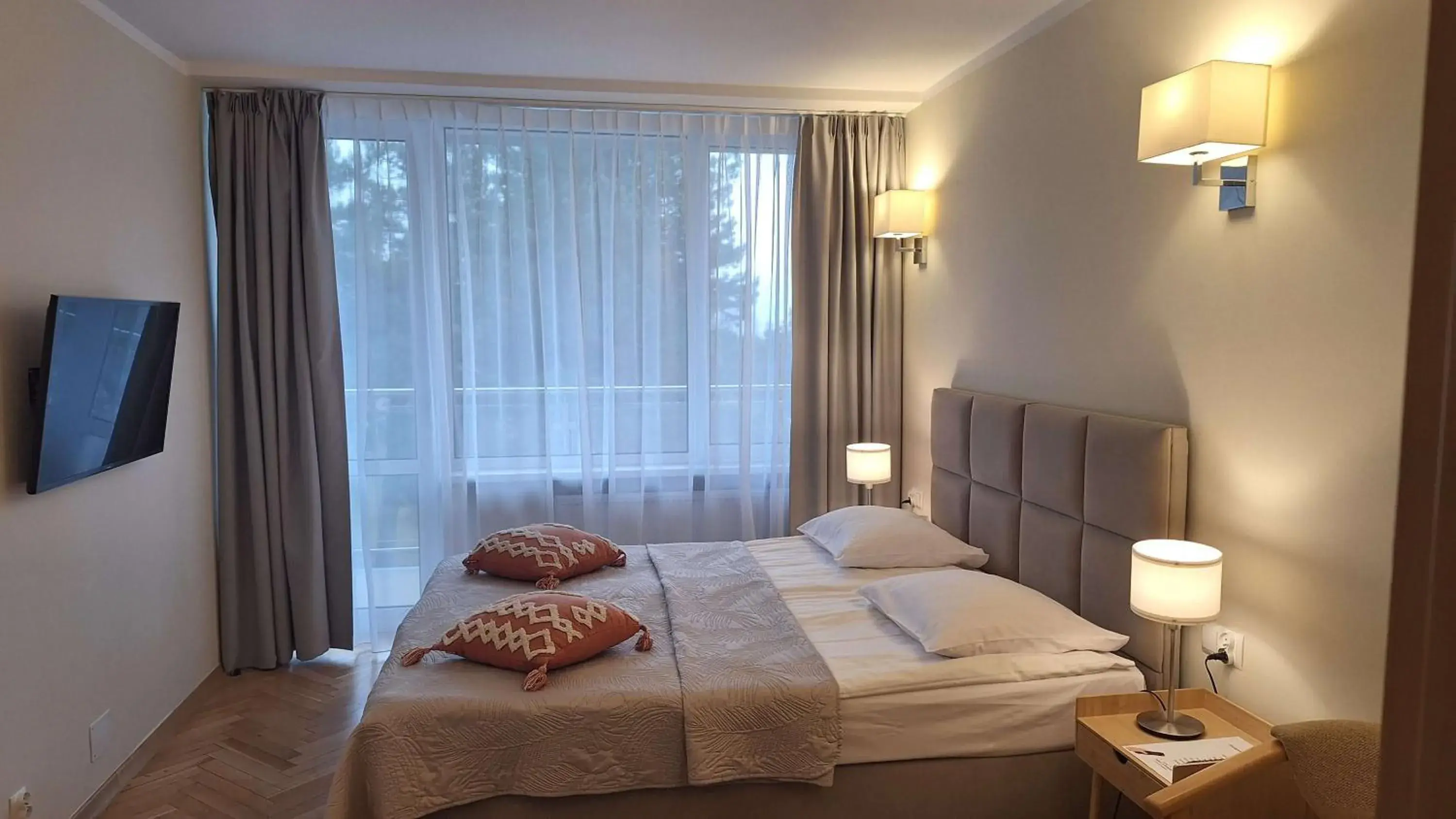 Superior Double Room in Hotel Perła Południa Superior Double Room in Hotel Perła Południa