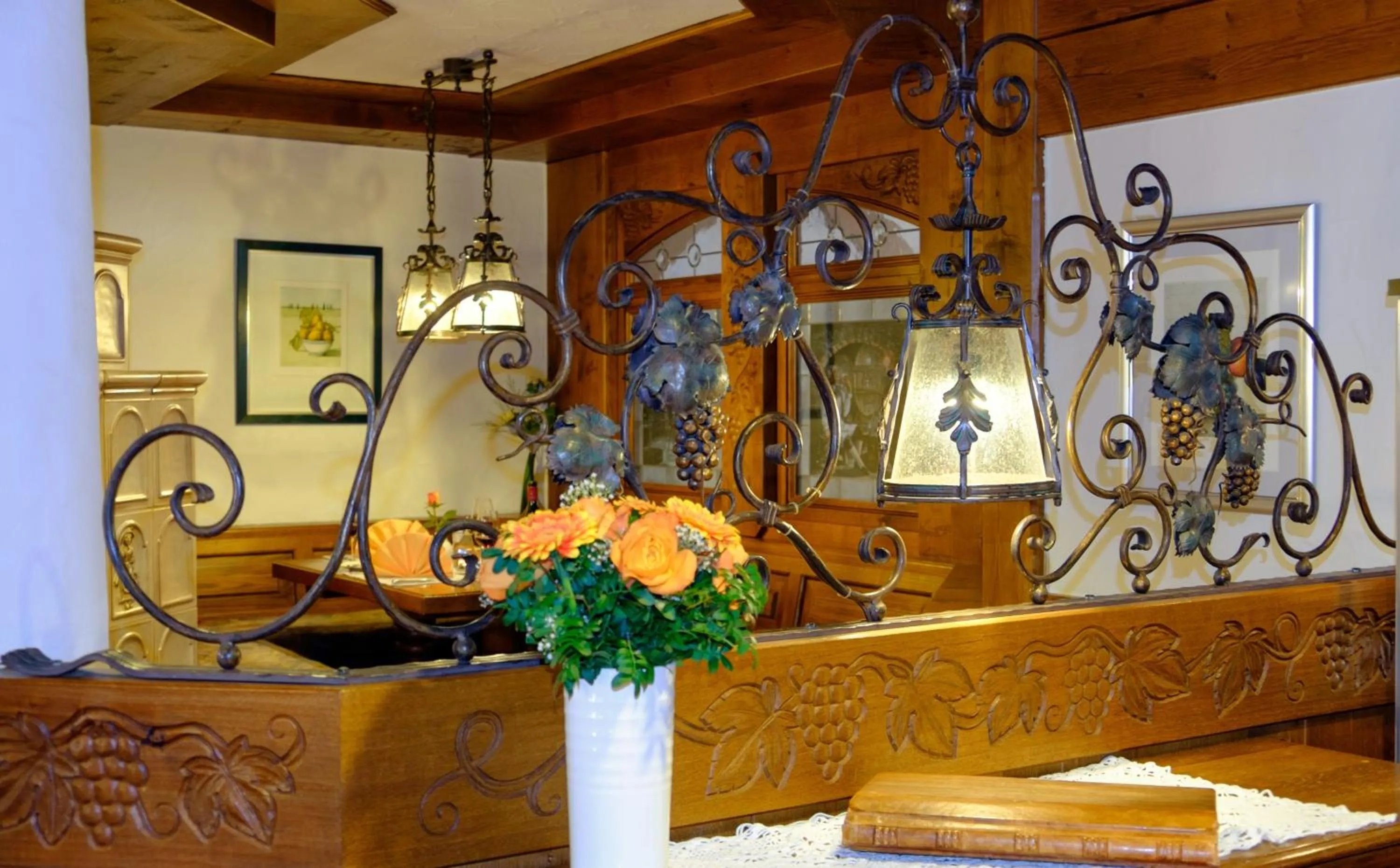 Restaurant/places to eat in Hotel St.Martiner Castell