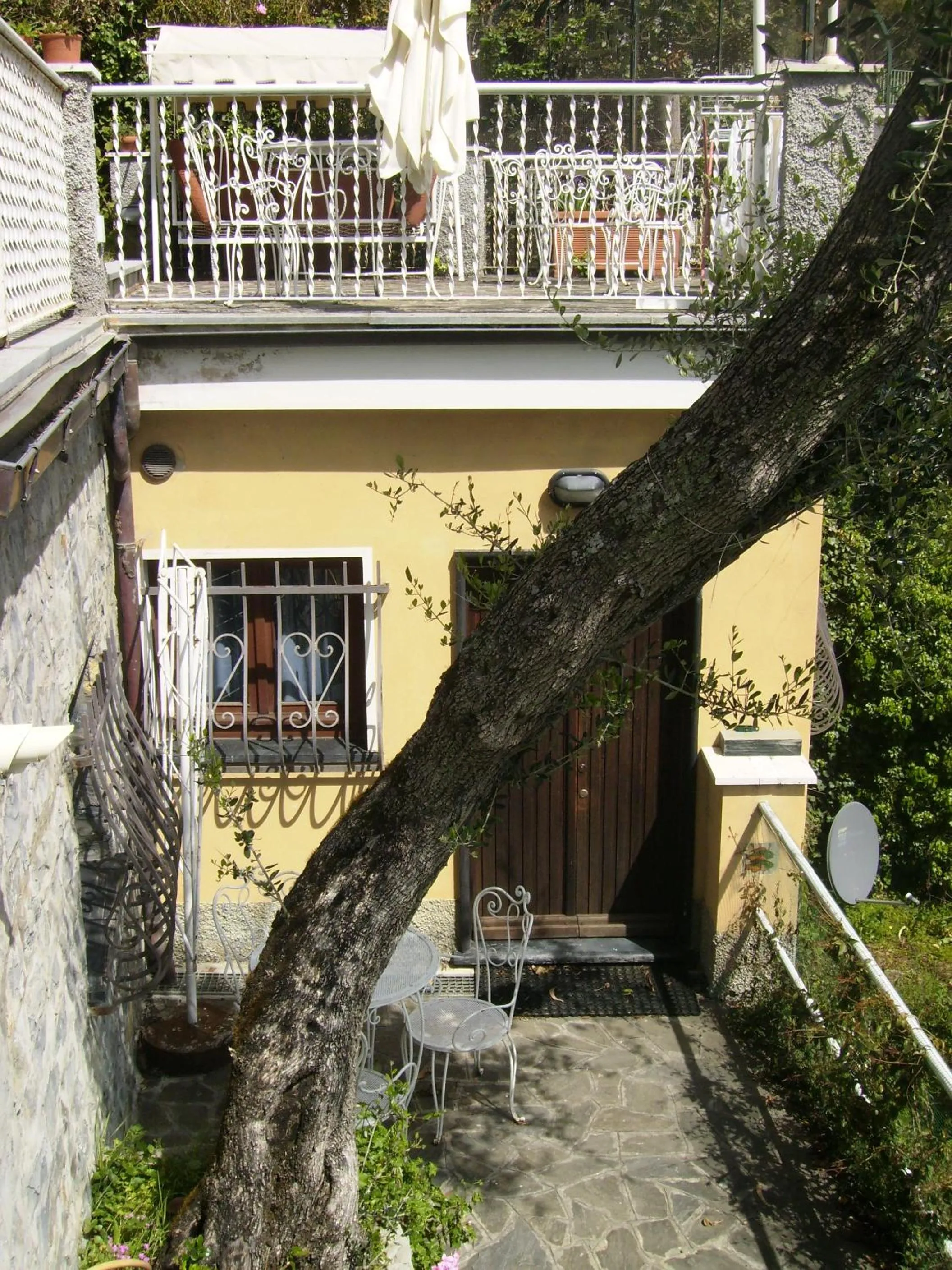 Facade/entrance in Villa Il Respiro