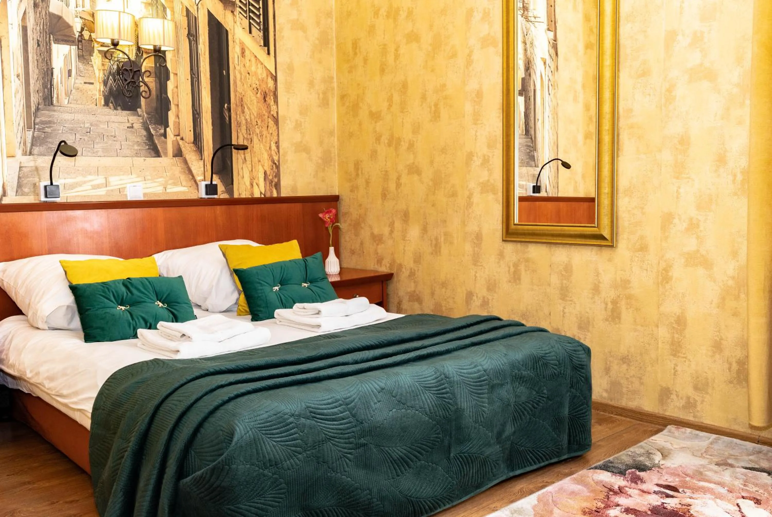 Bedroom, Bed in Hotel Wenecki