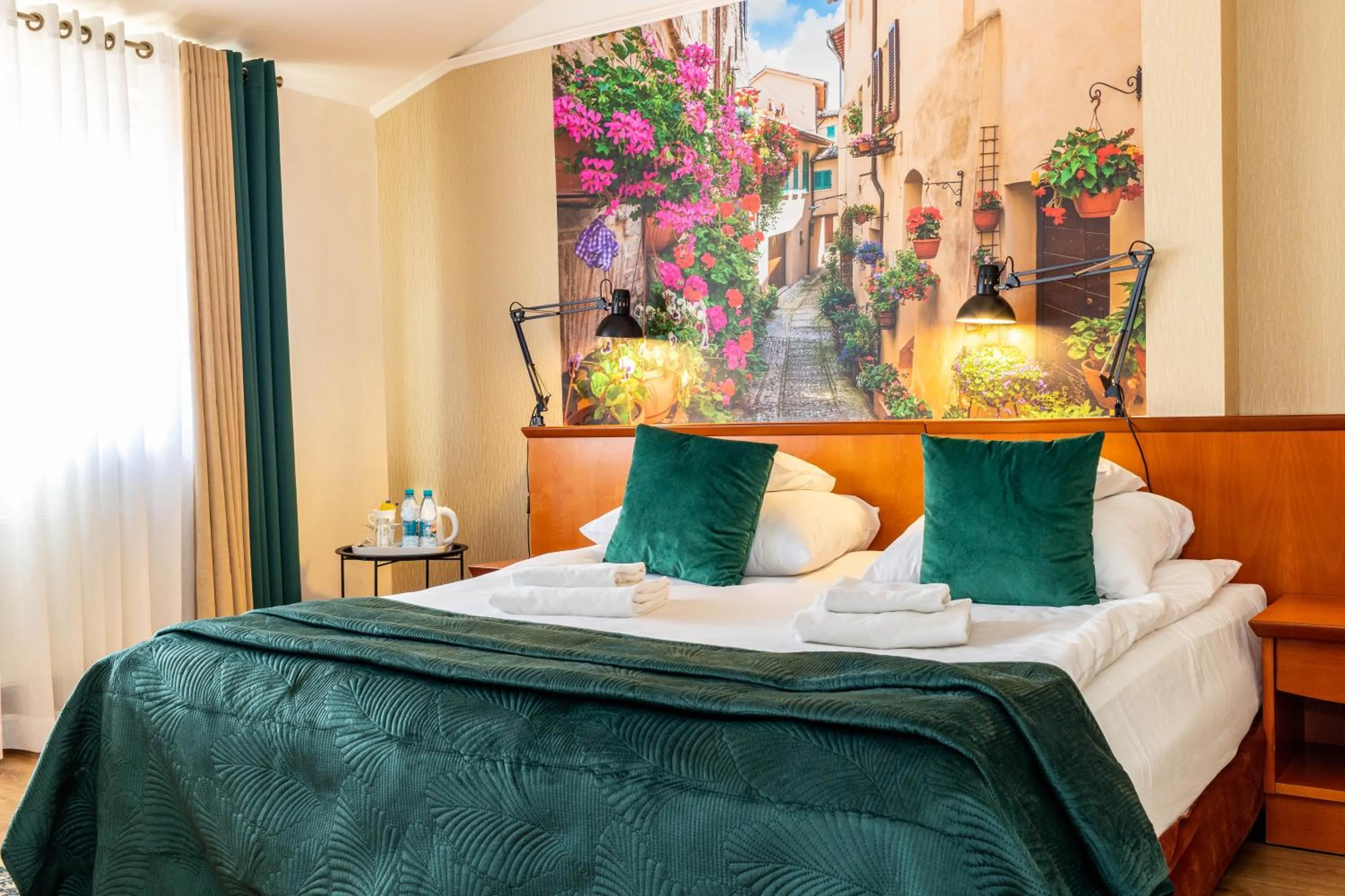 Bed in Hotel Wenecki